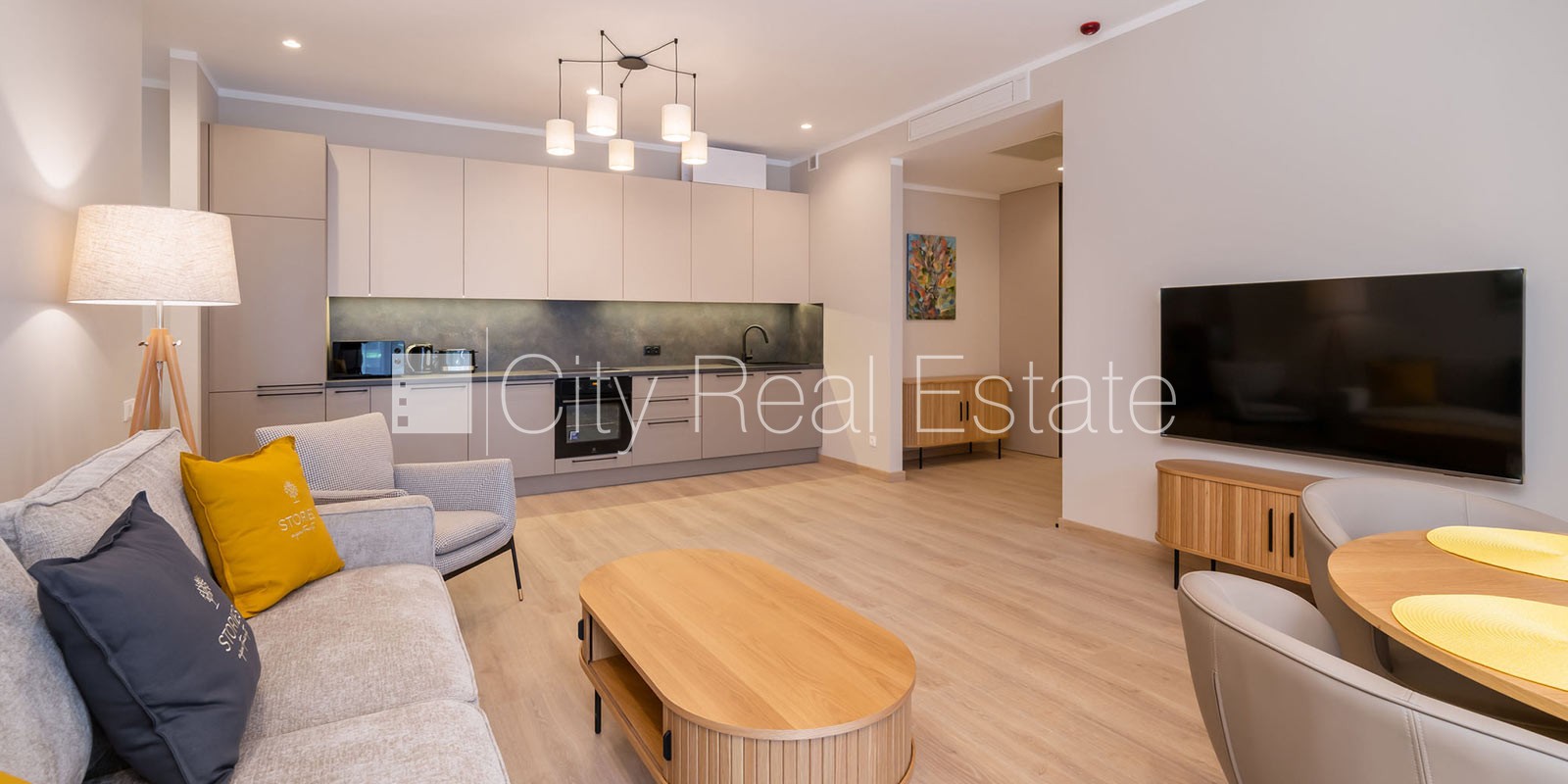 Sludinājumi. Jaunceltne, labiekārtota apzaļumota teritorija, pazemes autostāvvieta, pagalmā bērnu spēļu laukums, Cena: 1550 EUR/mēn Foto #1