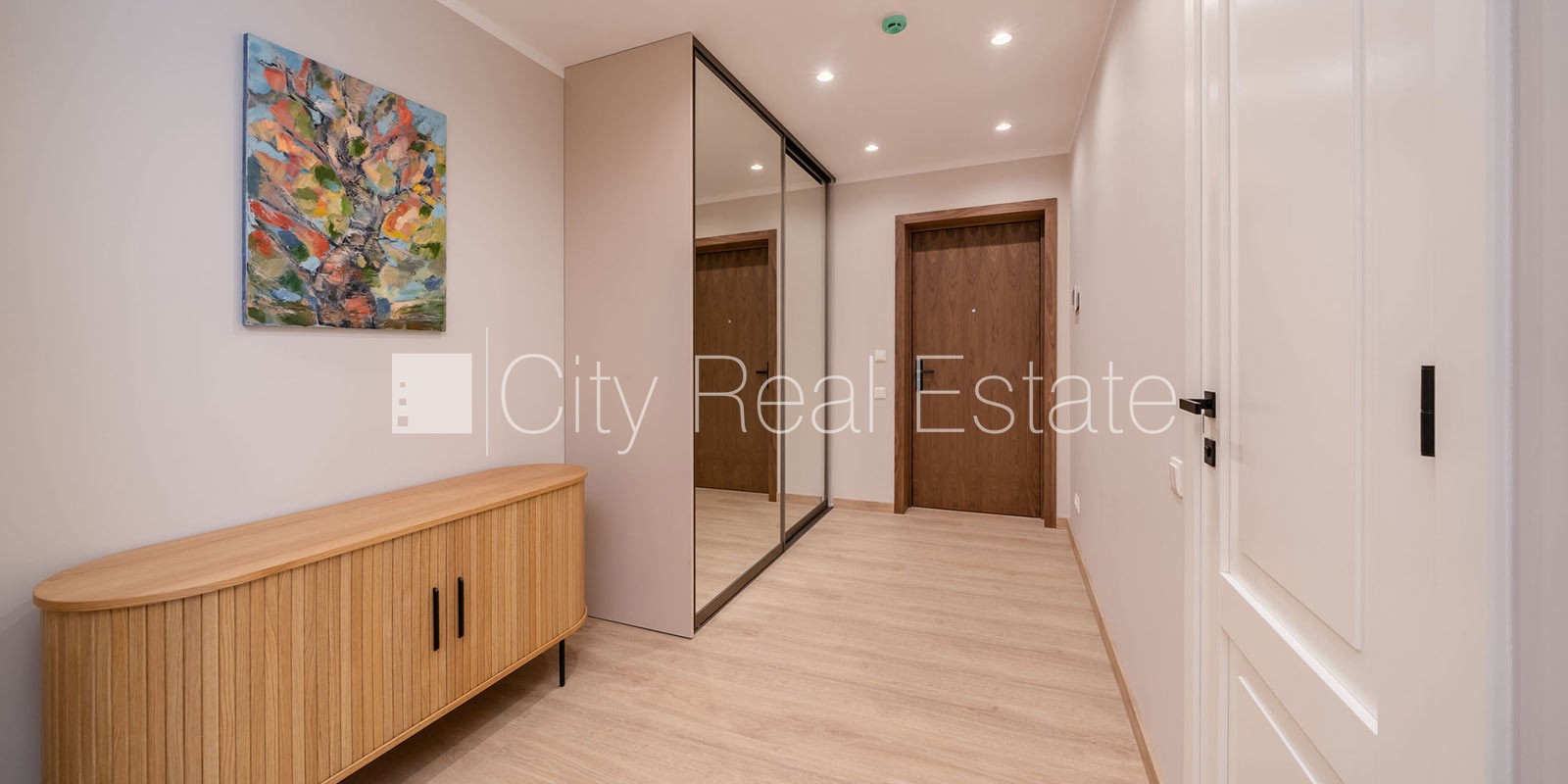 Sludinājumi. Jaunceltne, labiekārtota apzaļumota teritorija, pazemes autostāvvieta, pagalmā bērnu spēļu laukums, Cena: 1550 EUR/mēn Foto #18