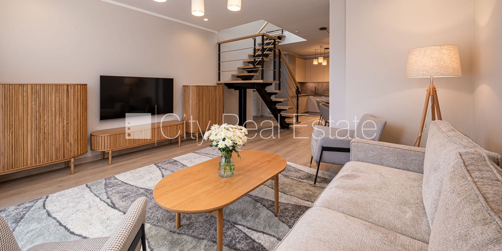 Sludinājumi. Jaunceltne, fasādes māja, labiekārtota apzaļumota teritorija, pazemes autostāvvieta, apzaļumota Cena: 2200 EUR/mēn Foto #3