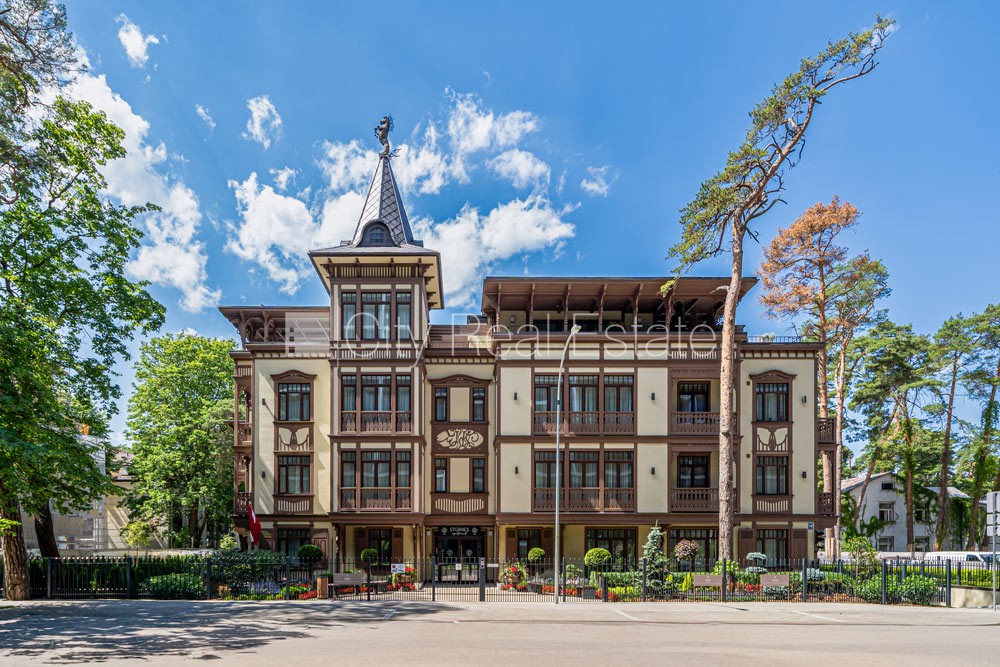 Sludinājumi. Jaunceltne, fasādes māja, labiekārtota apzaļumota teritorija, pazemes autostāvvieta, apzaļumota Cena: 2200 EUR/mēn Foto #25