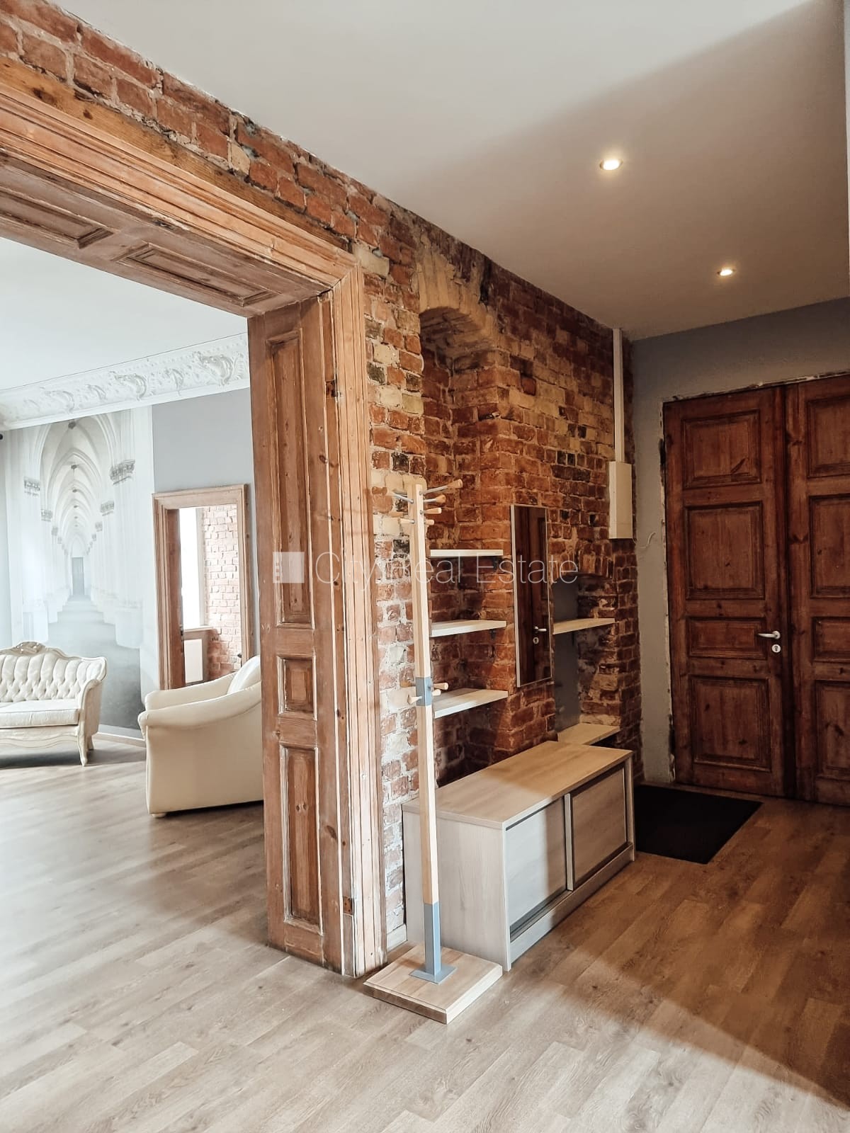 Sludinājumi. Fasādes māja, slēgts pagalms, ieeja no ielas, logi vērsti mājas abās pusēs, istabas izolētas 3 Cena: 295000 EUR Foto #21