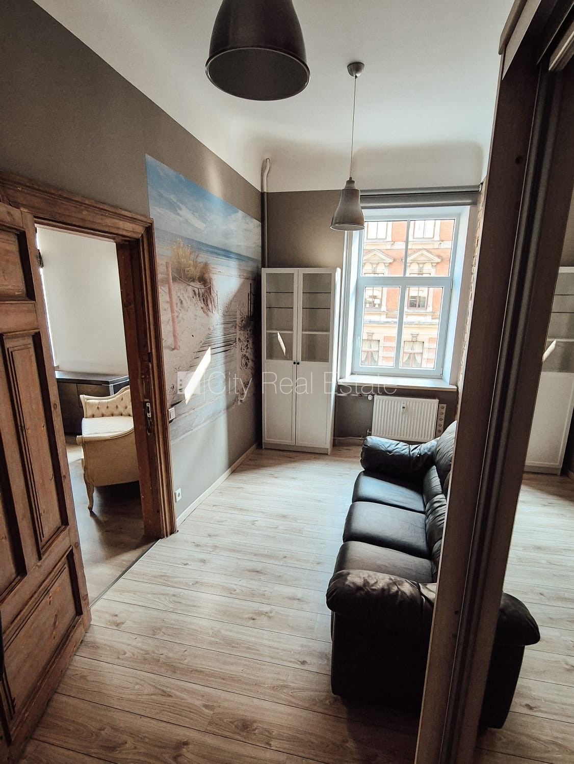 Sludinājumi. Fasādes māja, slēgts pagalms, ieeja no ielas, logi vērsti mājas abās pusēs, istabas izolētas 3 Cena: 295000 EUR Foto #15