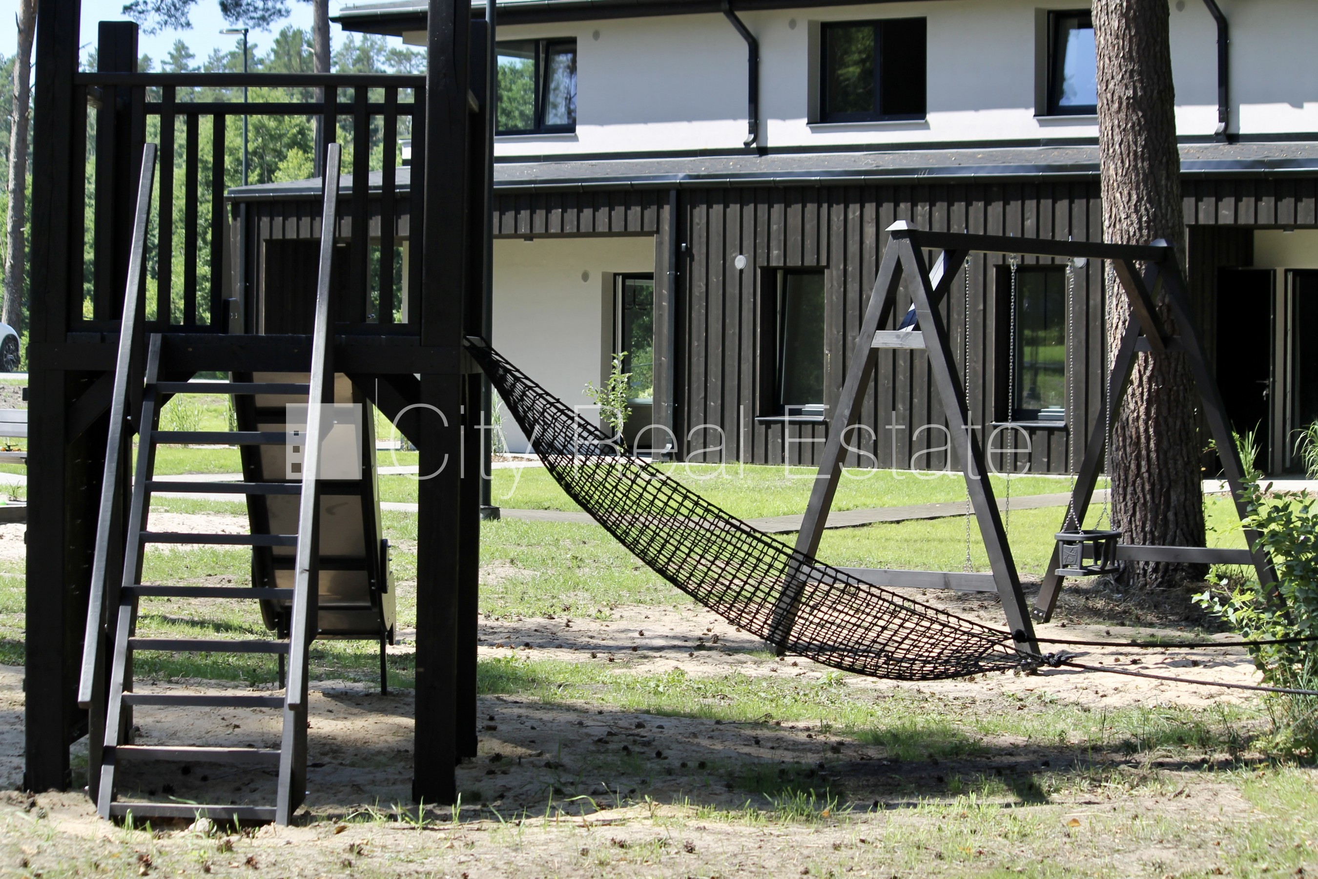 Sludinājumi. Privātmāja, energo efektīva māja, labiekārtota apzaļumota teritorija, slēgta teritorija, vieta Cena: 1250 EUR/mēn Foto #15