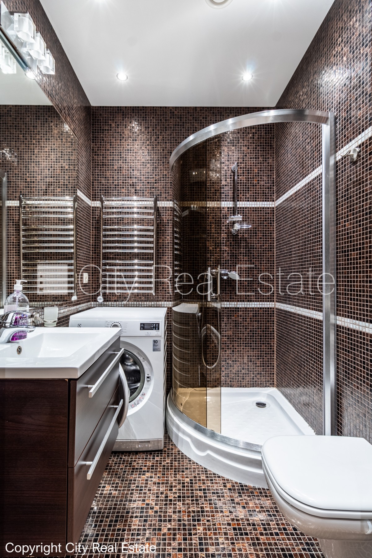 Sludinājumi. Projekts - De Luxe, jaunceltne, labiekārtota apzaļumota teritorija, bruģēts piebraucamais ceļš, Cena: 1500 EUR/mēn Foto #19