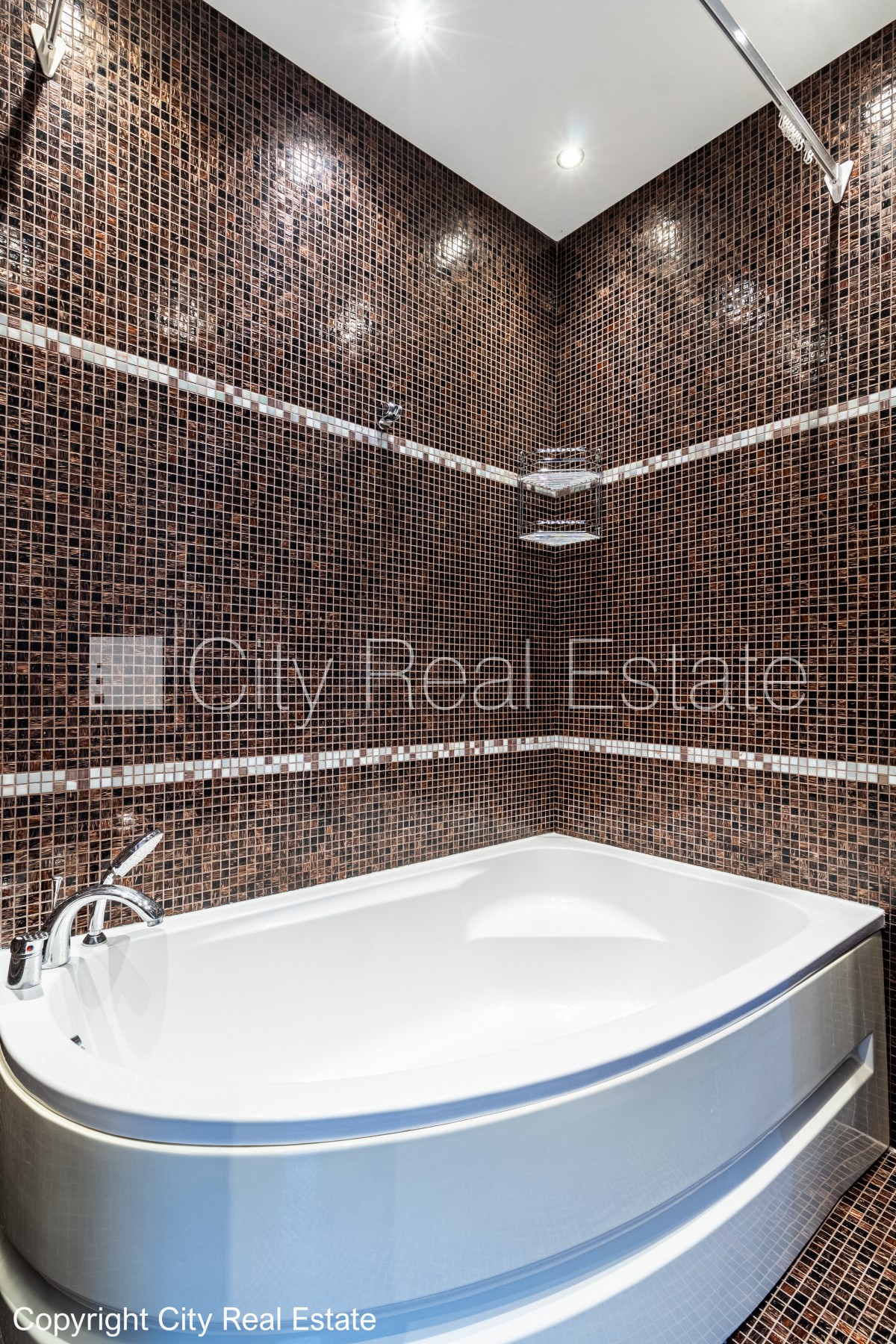 Sludinājumi. Projekts - De Luxe, jaunceltne, labiekārtota apzaļumota teritorija, bruģēts piebraucamais ceļš, Cena: 1500 EUR/mēn Foto #18