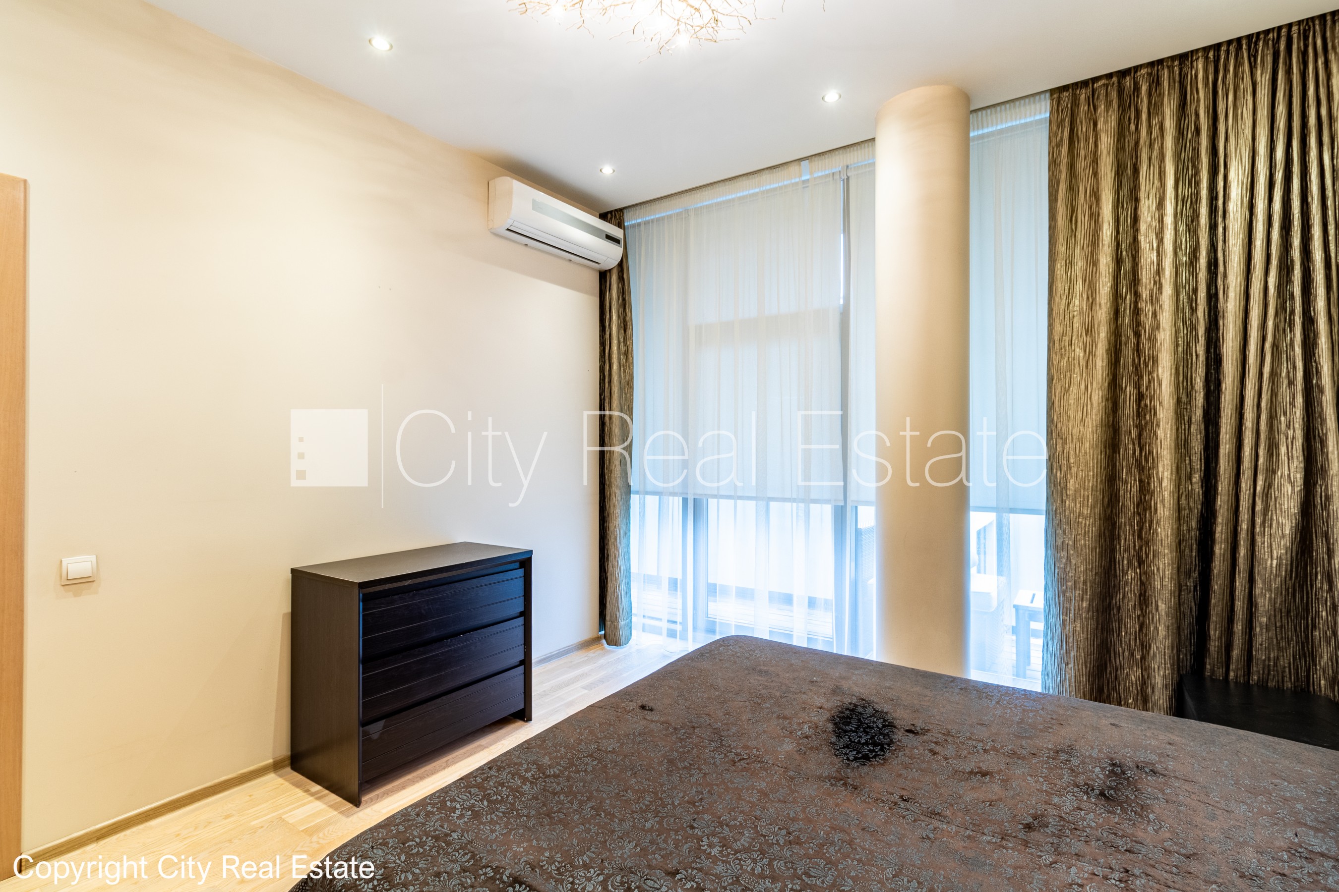 Sludinājumi. Projekts - De Luxe, jaunceltne, labiekārtota apzaļumota teritorija, bruģēts piebraucamais ceļš, Cena: 1500 EUR/mēn Foto #7