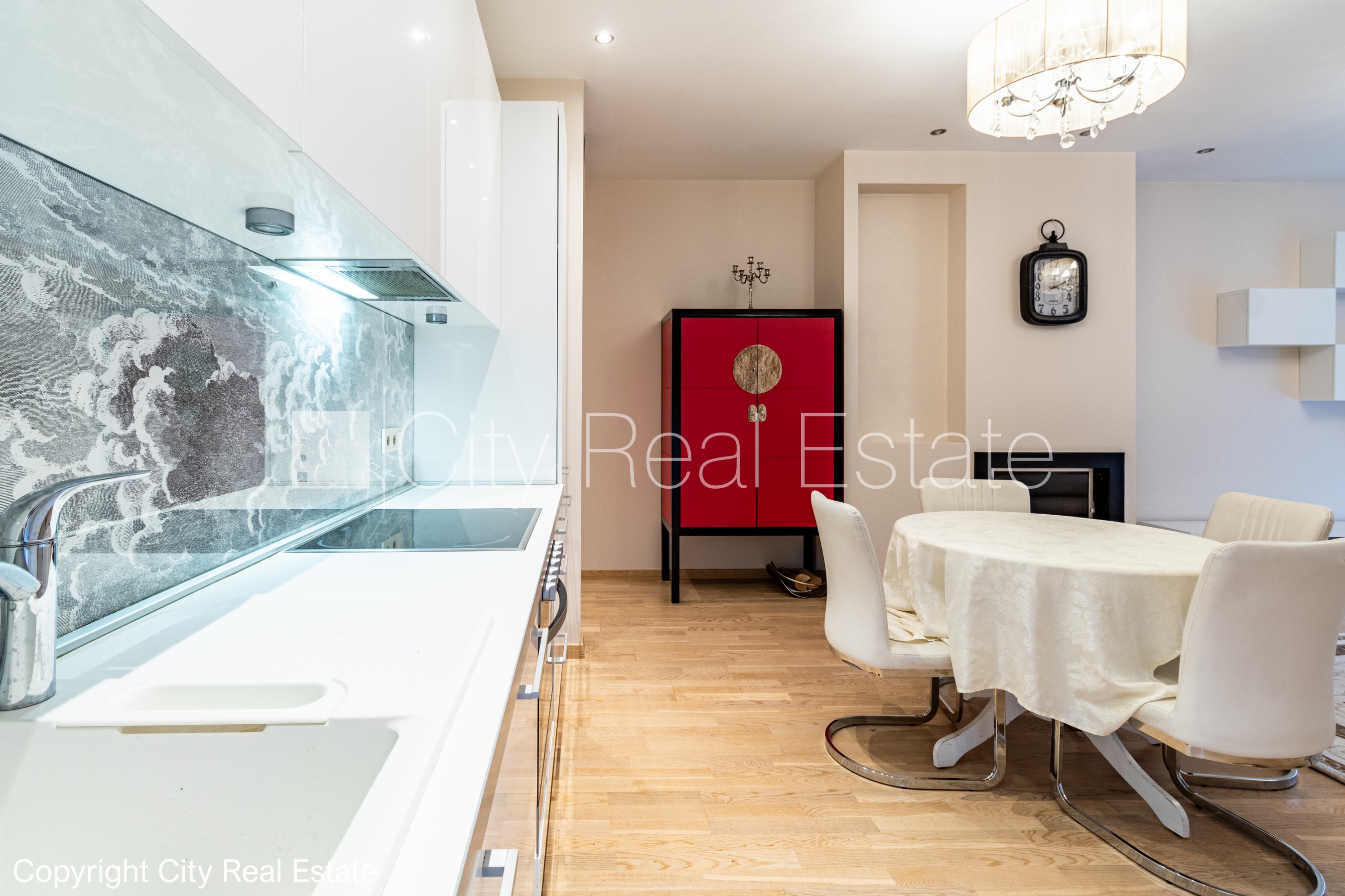 Sludinājumi. Projekts - De Luxe, jaunceltne, labiekārtota apzaļumota teritorija, bruģēts piebraucamais ceļš, Cena: 1500 EUR/mēn Foto #4