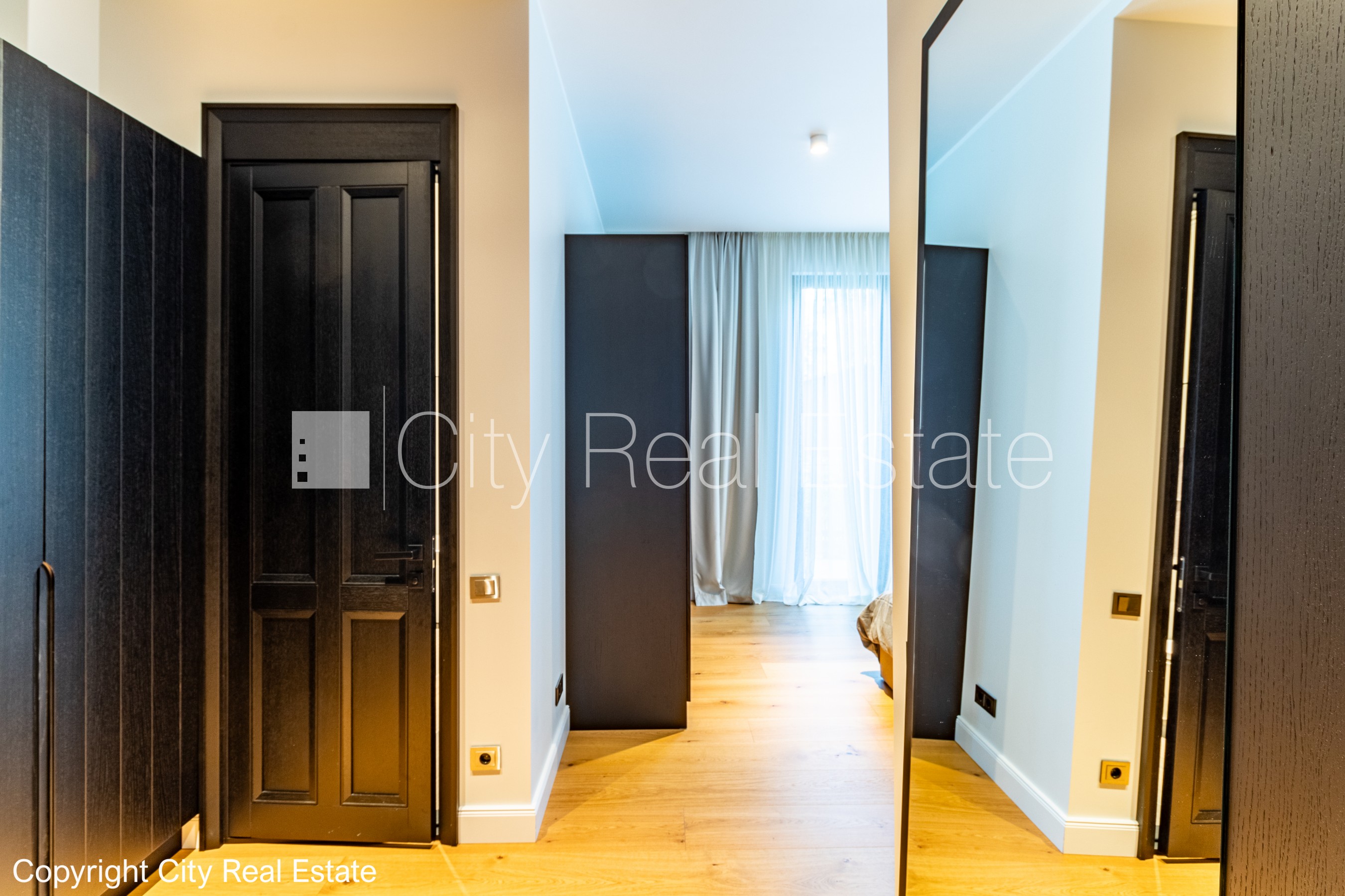 Sludinājumi. Jaunceltne, labiekārtota apzaļumota teritorija, slēgta teritorija, pazemes autostāvvieta, ieeja no Cena: 2900 EUR/mēn Foto #15