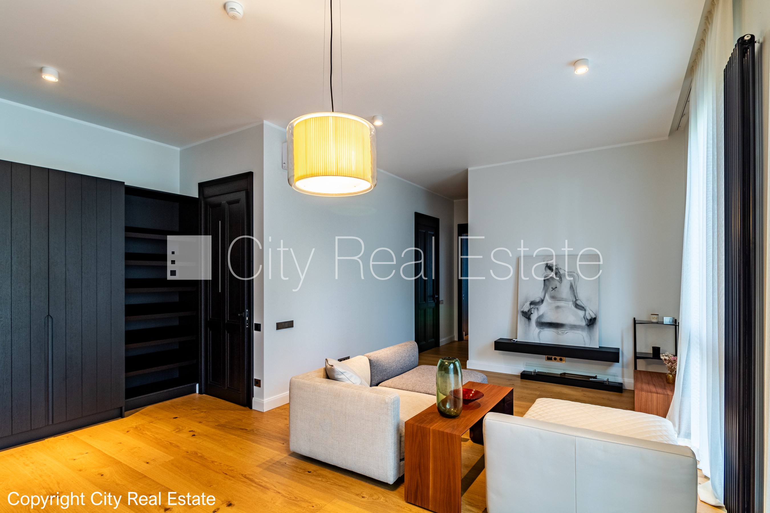 Sludinājumi. Jaunceltne, labiekārtota apzaļumota teritorija, slēgta teritorija, pazemes autostāvvieta, ieeja no Cena: 2900 EUR/mēn Foto #9