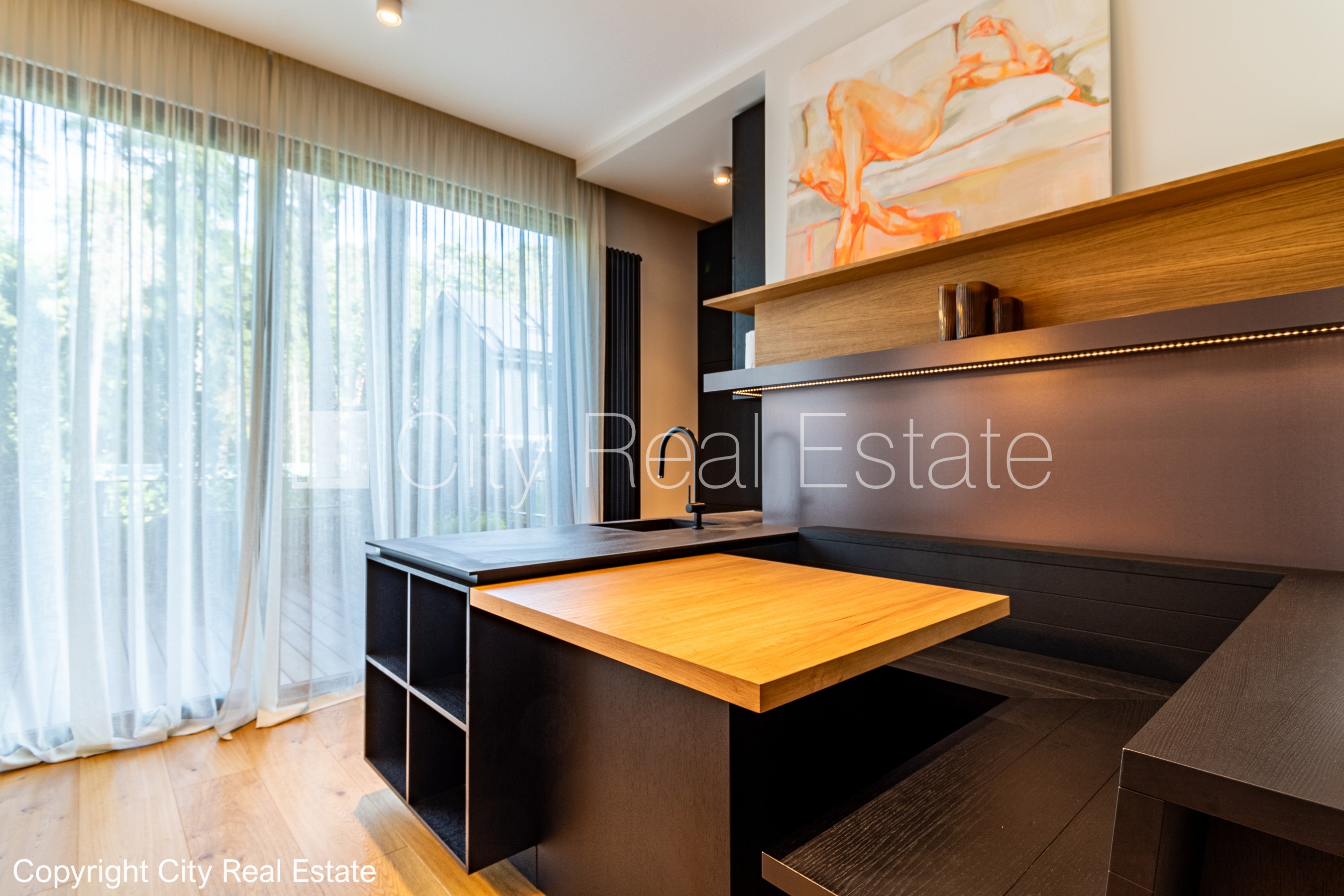 Sludinājumi. Jaunceltne, labiekārtota apzaļumota teritorija, slēgta teritorija, pazemes autostāvvieta, ieeja no Cena: 2900 EUR/mēn Foto #5