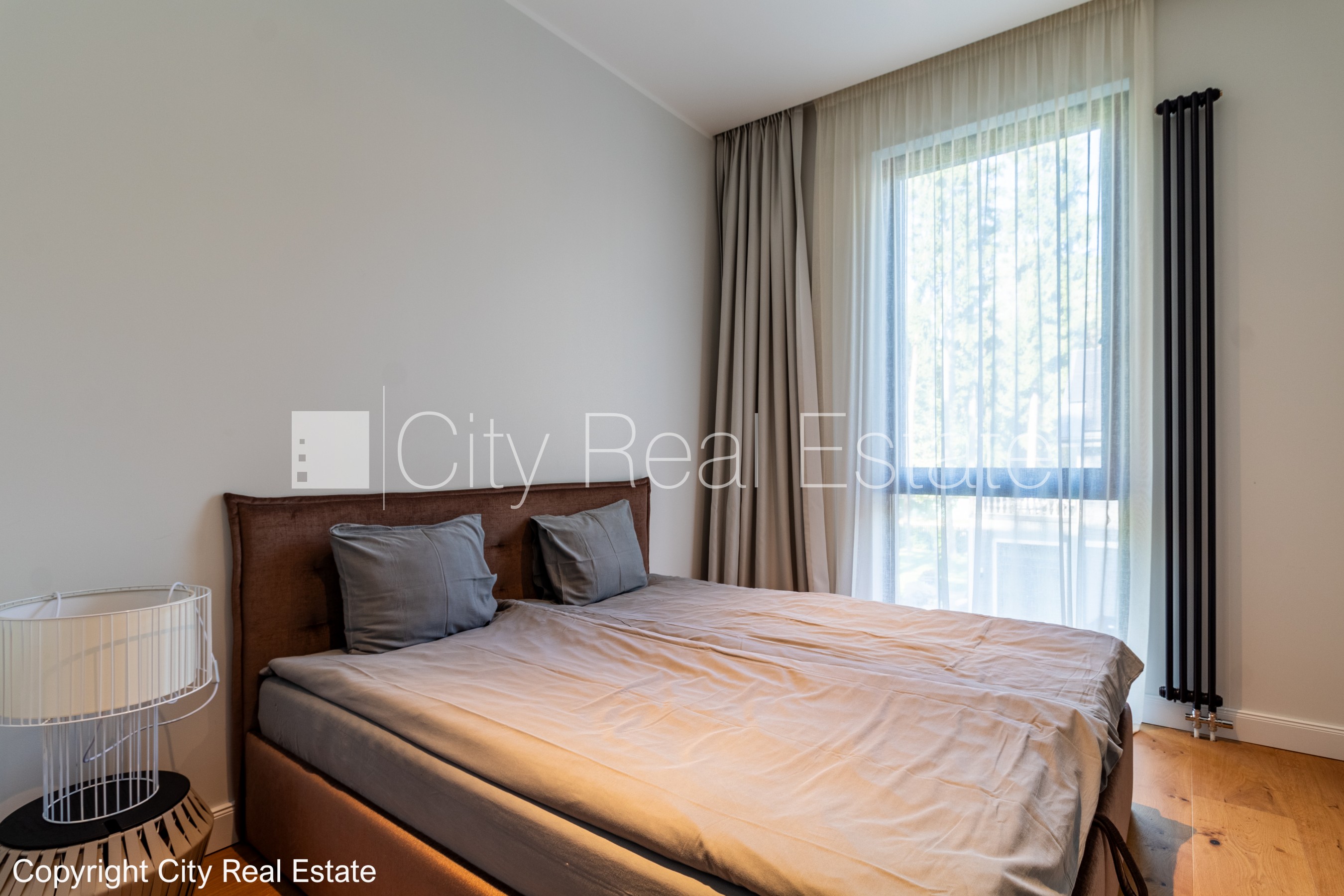 Объявление. Новостройка, зеленая территория, закрытая территория, подземная стоянка, вход с улицы, озеленённая Цена: 2100 EUR/мес. Foto #13