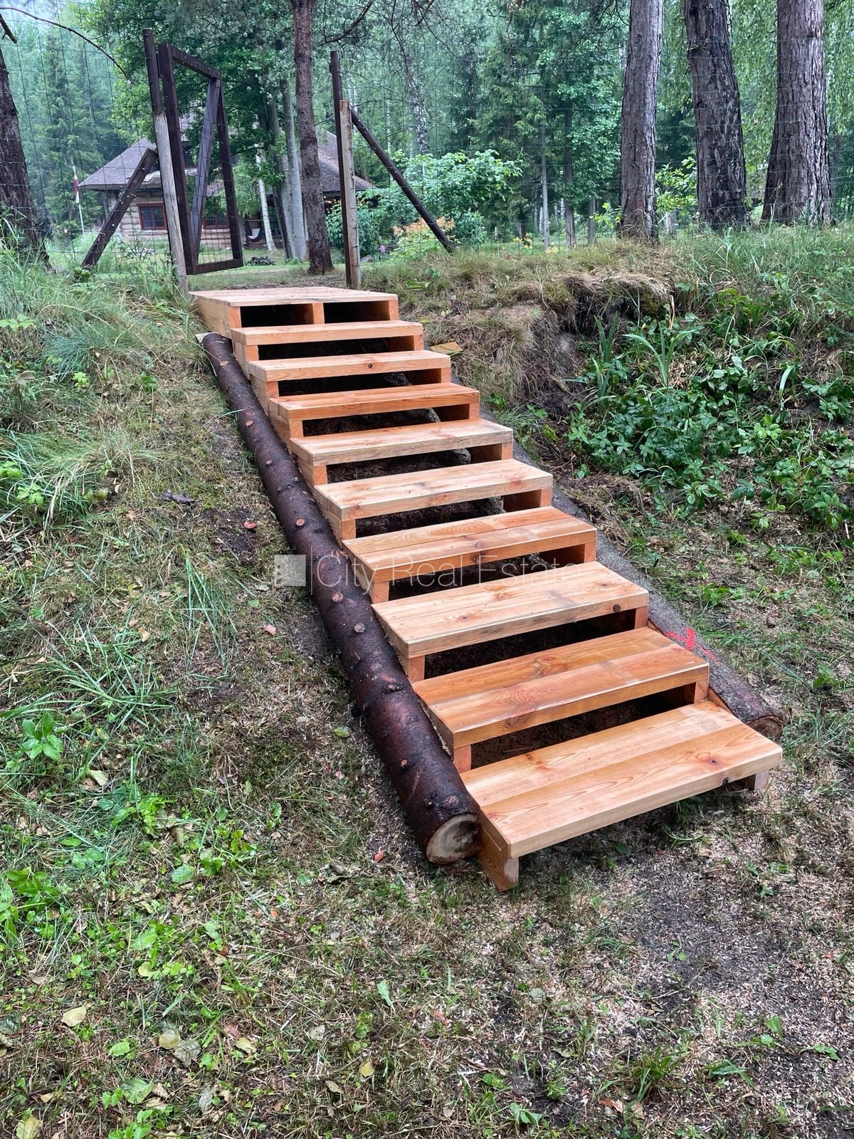 Sludinājumi. Labiekārtota apzaļumota teritorija, guļamistabu skaits 4 gab., siltumsūknis, filtri ūdens Cena: 555000 EUR Foto #19