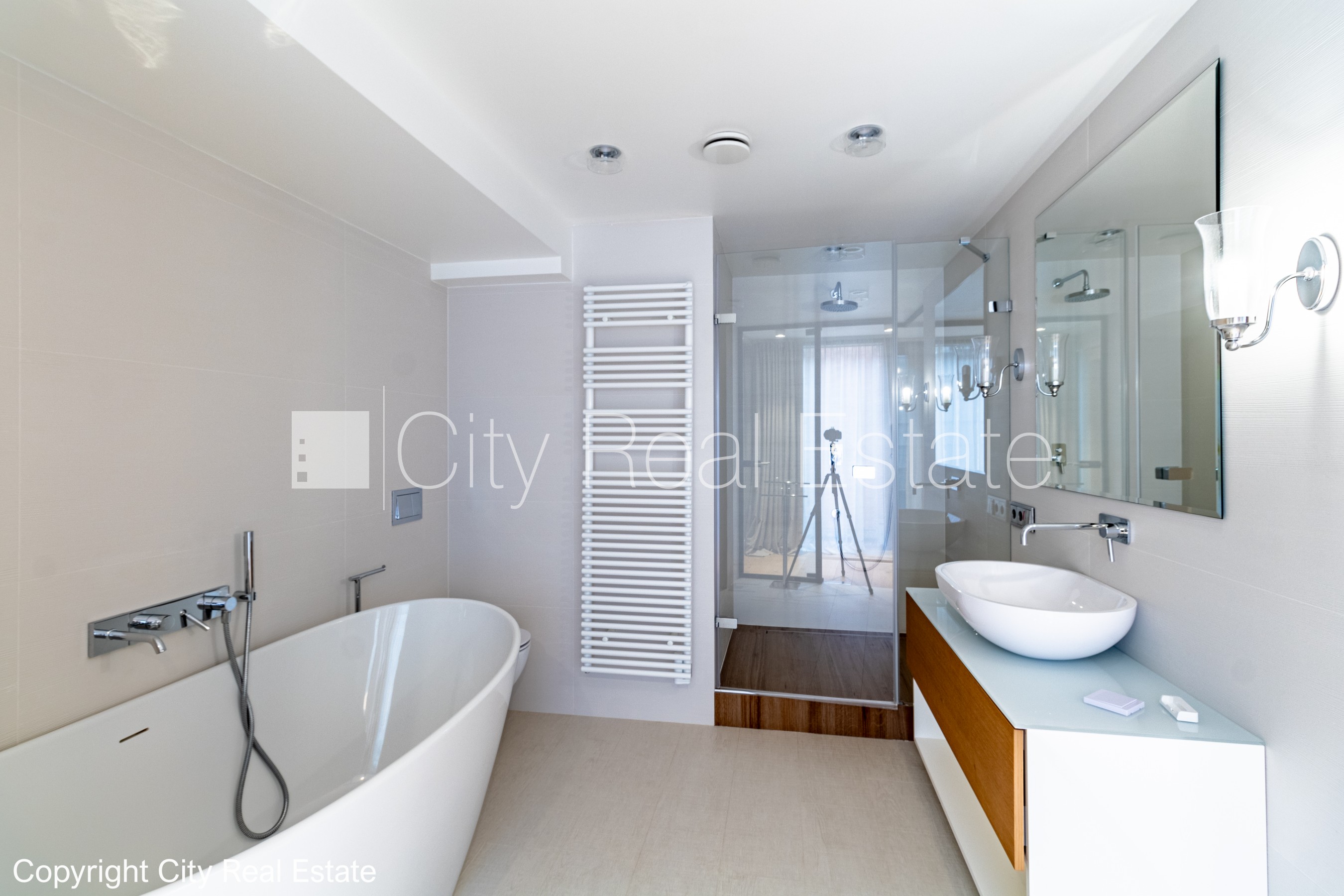 Sludinājumi. Fasādes māja, restaurēta māja, nomainītas inženierkomunikācijas, mainīts Jumta segums, dzelzsbetona Cena: 910000 EUR Foto #12