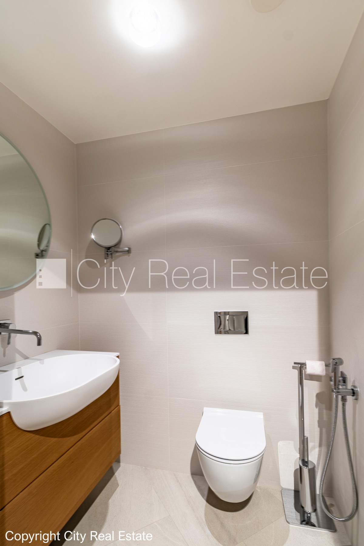 Sludinājumi. Fasādes māja, restaurēta māja, nomainītas inženierkomunikācijas, mainīts Jumta segums, dzelzsbetona Cena: 910000 EUR Foto #17