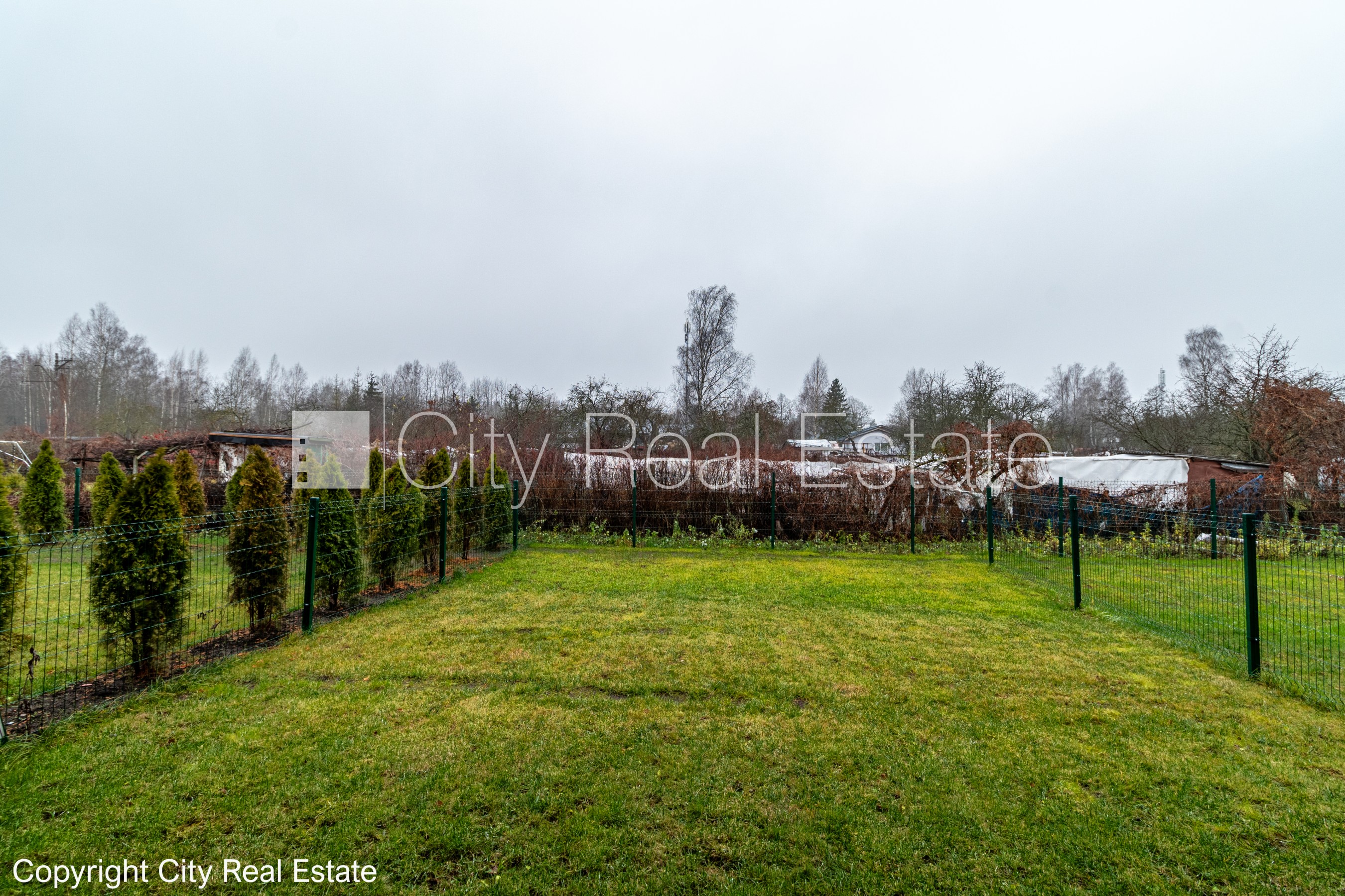 Объявление. Рядный дом, энергоэффективный дом, благоустроенная озеленённая территория, территория обнесена Цена: 229100 EUR Foto #24