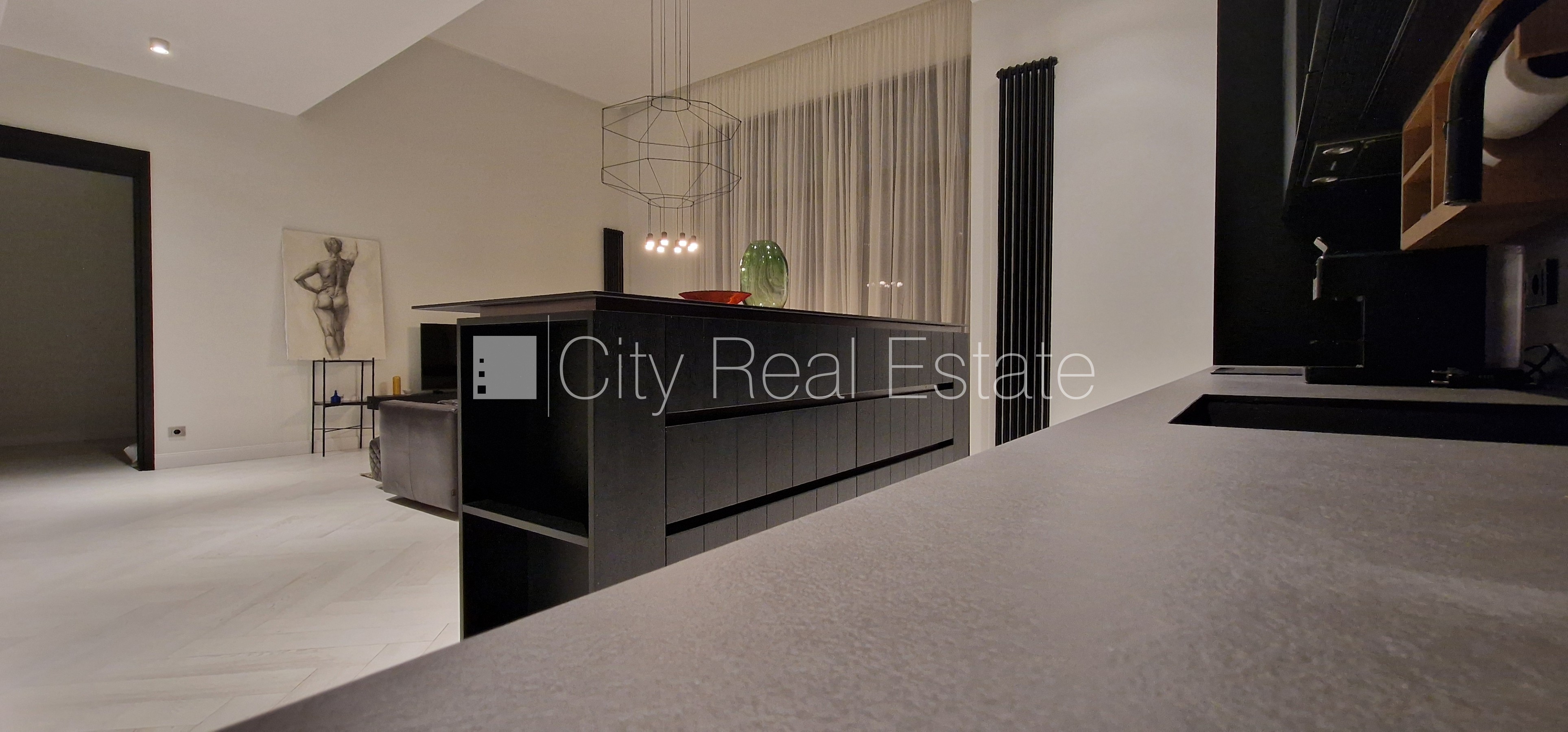 Sludinājumi. Jaunceltne, fasādes māja, zaļā teritorija, labiekārtota apzaļumota teritorija, slēgta teritorija, Cena: 5100 EUR/mēn Foto #7