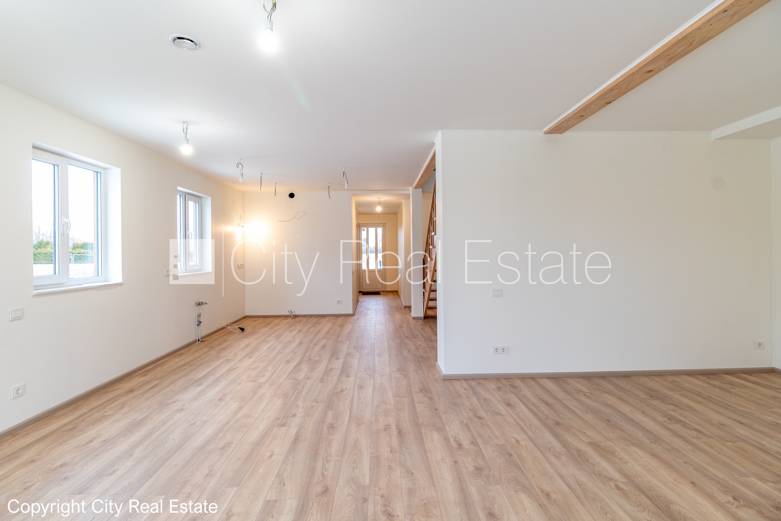 Sludinājumi. Rindu māja, energo efektīva māja, labiekārtots apzaļumots pagalms, bruģēts piebraucamais ceļš, Cena: 270000 EUR Foto #8