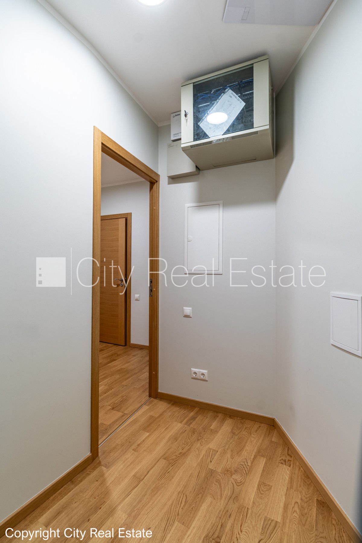 Sludinājumi. Pagalma ēka, renovēta māja, labiekārtots apzaļumots pagalms, slēgts pagalms, teritorijas Cena: 1317 EUR/mēn Foto #13