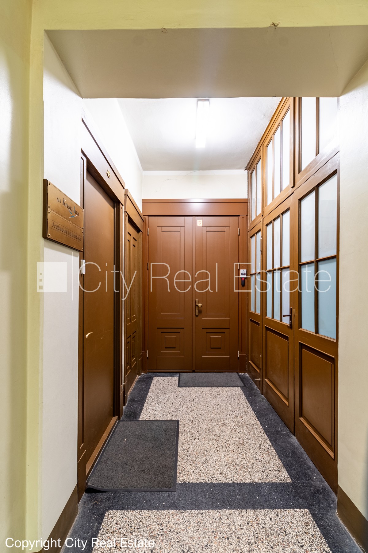 Sludinājumi. Pagalma ēka, renovēta māja, labiekārtots apzaļumots pagalms, slēgts pagalms, teritorijas Cena: 1317 EUR/mēn Foto #21