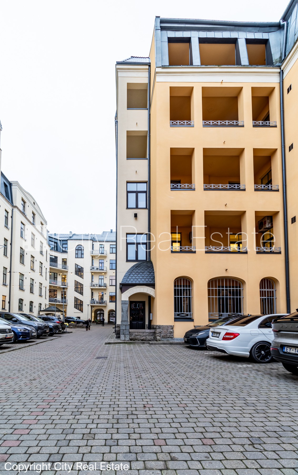 Sludinājumi. Pagalma ēka, renovēta māja, labiekārtots apzaļumots pagalms, slēgts pagalms, teritorijas Cena: 1317 EUR/mēn Foto #25