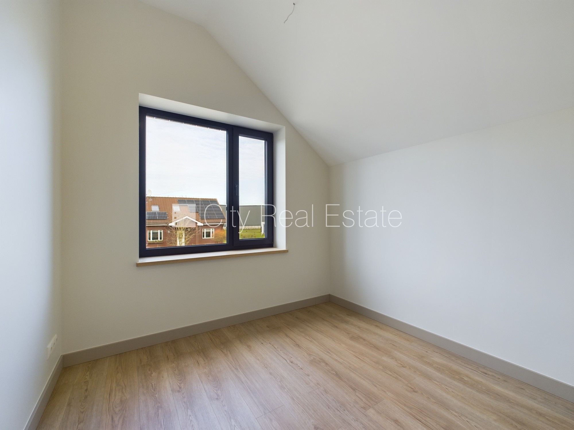 Sludinājumi. Privātmāja, dzelzsbetona starp stāvu pārsegumi, gāzbetona bloku starpsienas, energo efektīva māja, Cena: 295000 EUR Foto #15