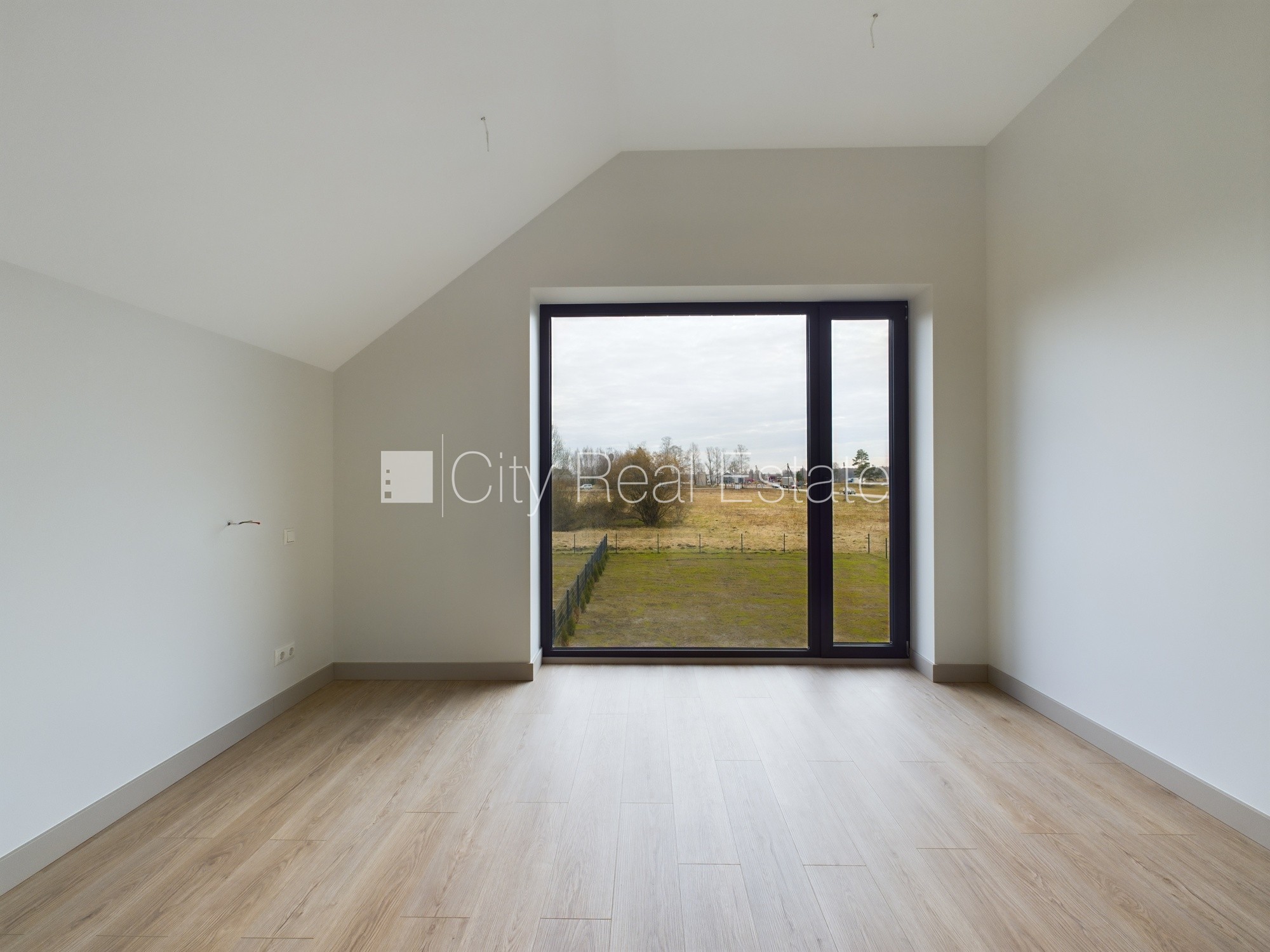 Sludinājumi. Privātmāja, dzelzsbetona starp stāvu pārsegumi, gāzbetona bloku starpsienas, energo efektīva māja, Cena: 295000 EUR Foto #21