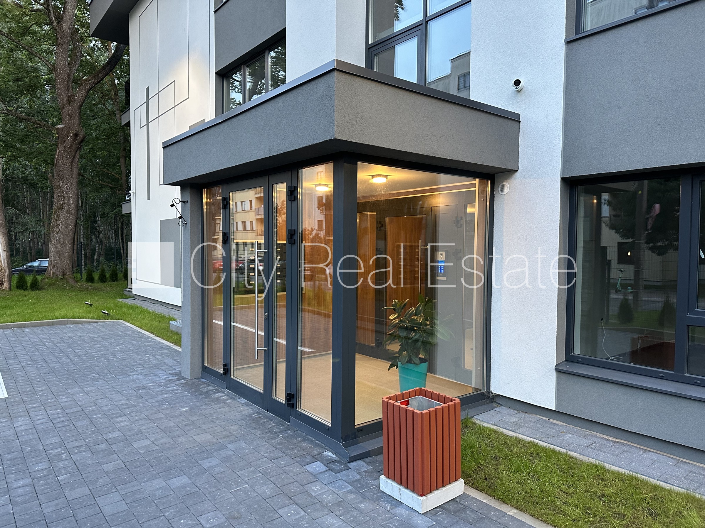 Sludinājumi. Jaunceltne, energo efektīva māja, labiekārtota apzaļumota teritorija, bruģēts piebraucamais ceļš, Cena: 750 EUR/mēn Foto #17