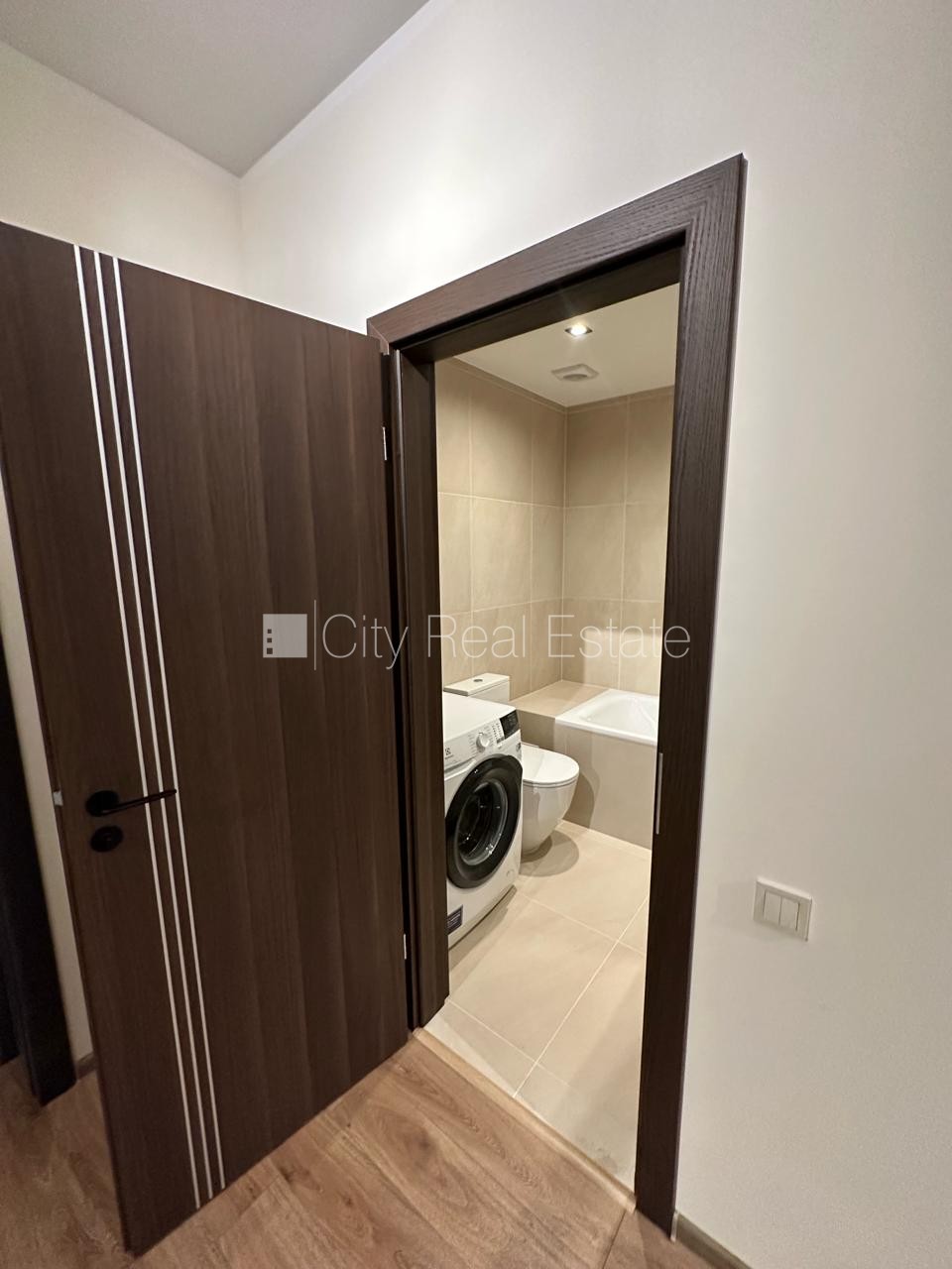 Sludinājumi. Jaunceltne, energo efektīva māja, labiekārtota apzaļumota teritorija, bruģēts piebraucamais ceļš, Cena: 750 EUR/mēn Foto #6