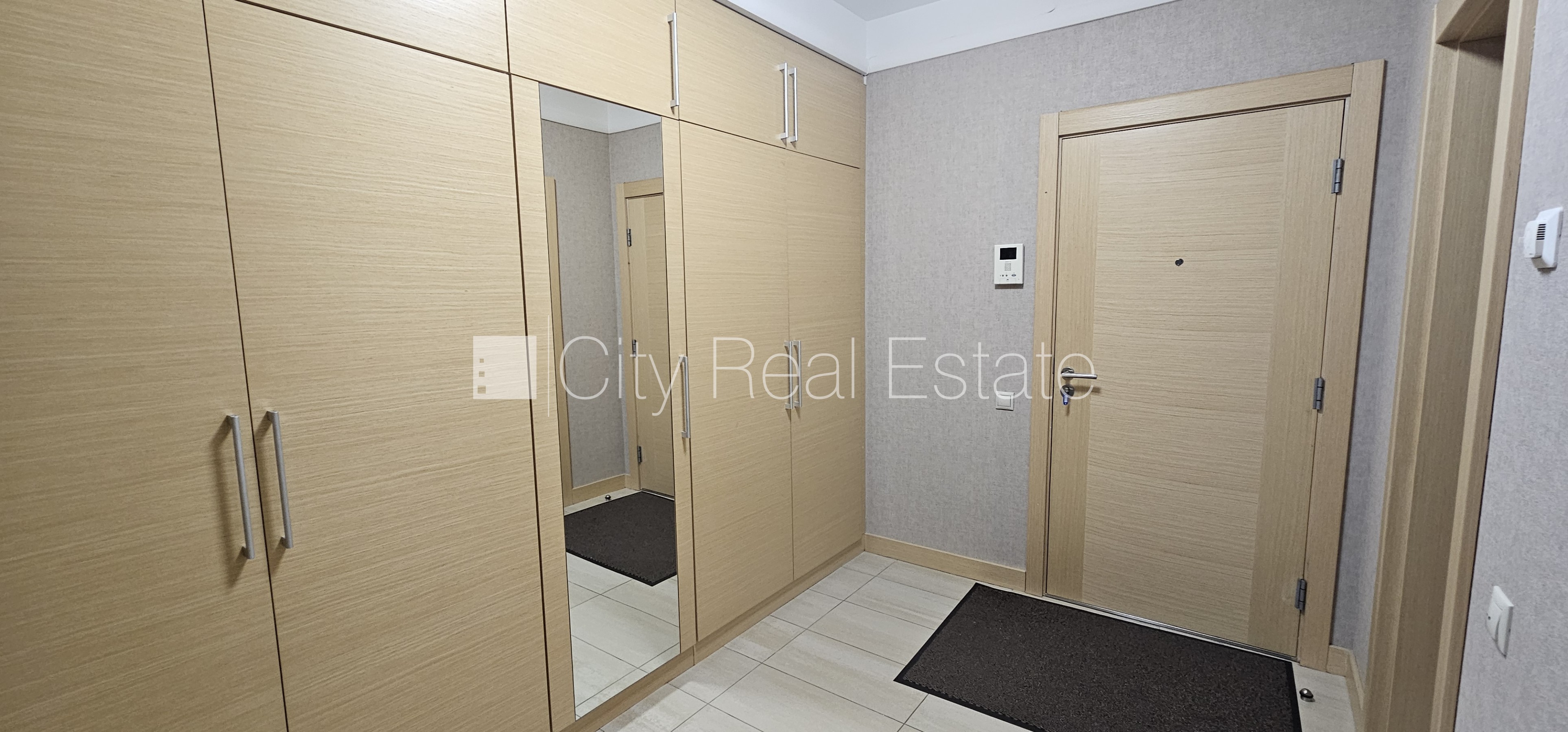 Sludinājumi. Projekts - Panorama Plaza, jaunceltne, labiekārtota apzaļumota teritorija, iespēja nomāt Cena: 850 EUR/mēn Foto #13