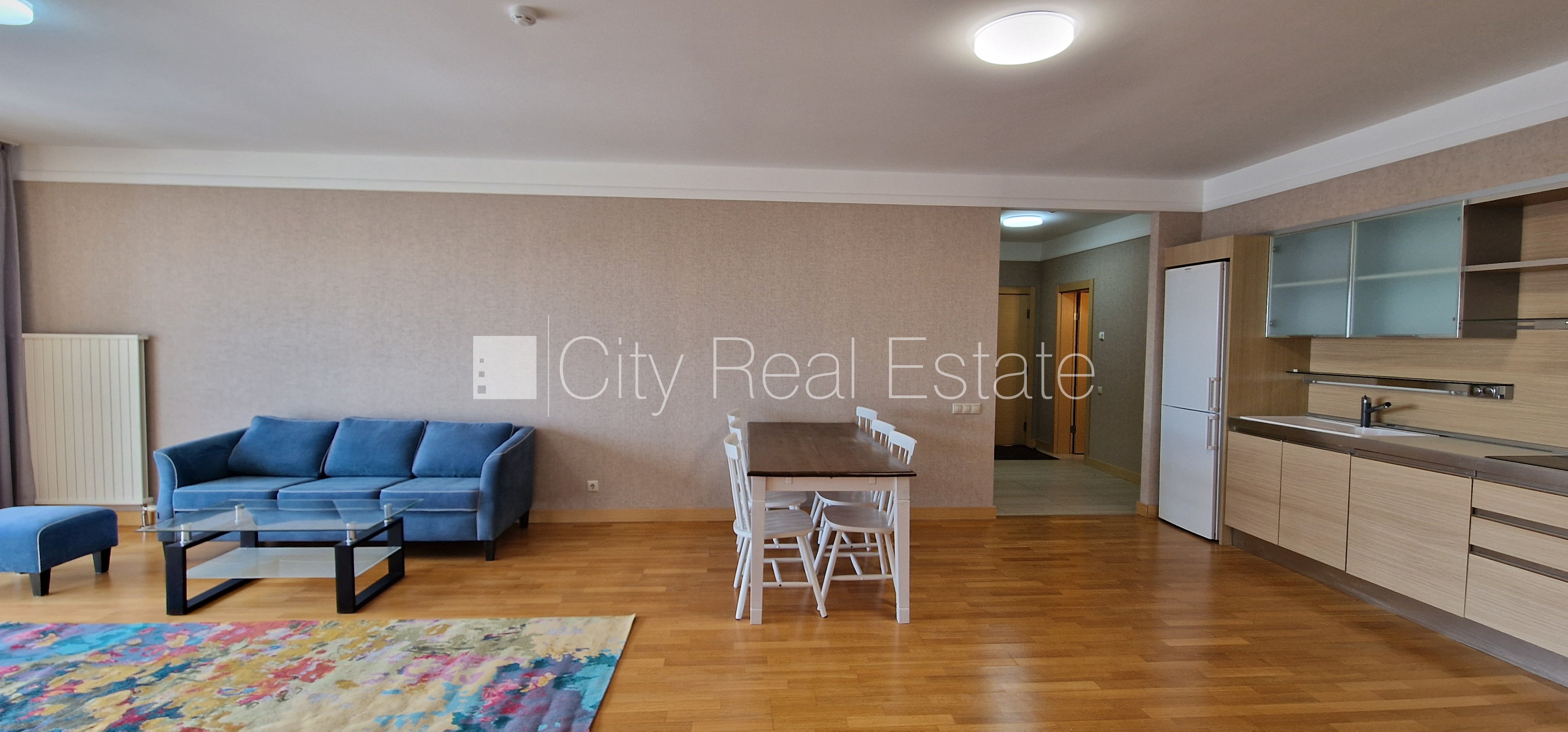 Sludinājumi. Projekts - Panorama Plaza, jaunceltne, labiekārtota apzaļumota teritorija, iespēja nomāt Cena: 850 EUR/mēn Foto #3