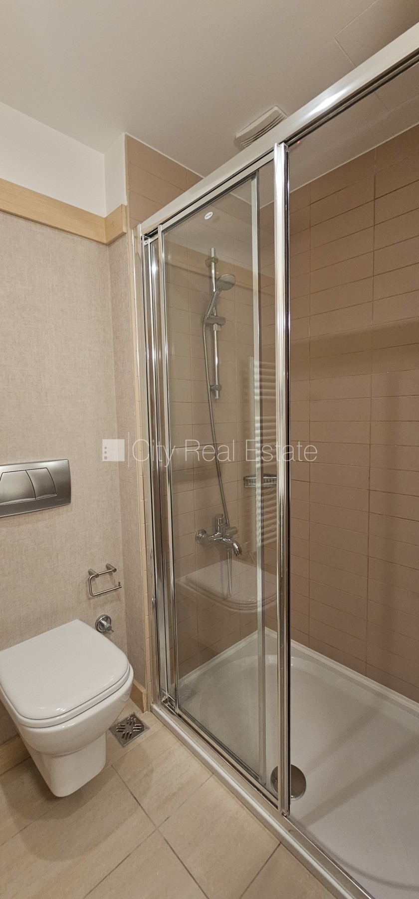 Sludinājumi. Projekts - Panorama Plaza, jaunceltne, labiekārtota apzaļumota teritorija, iespēja nomāt Cena: 850 EUR/mēn Foto #16