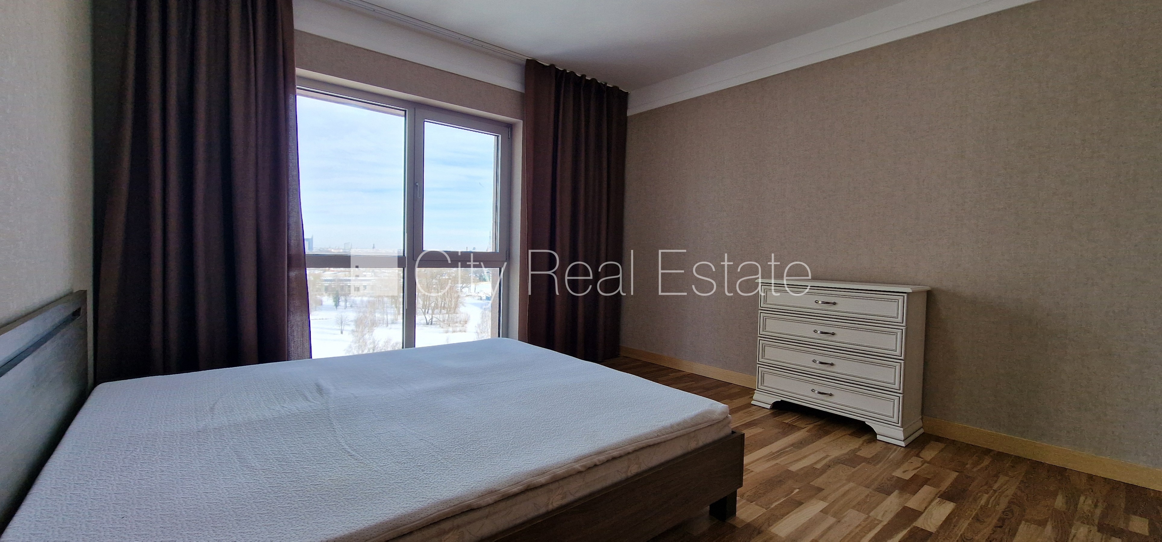 Sludinājumi. Projekts - Panorama Plaza, jaunceltne, labiekārtota apzaļumota teritorija, iespēja nomāt Cena: 850 EUR/mēn Foto #12