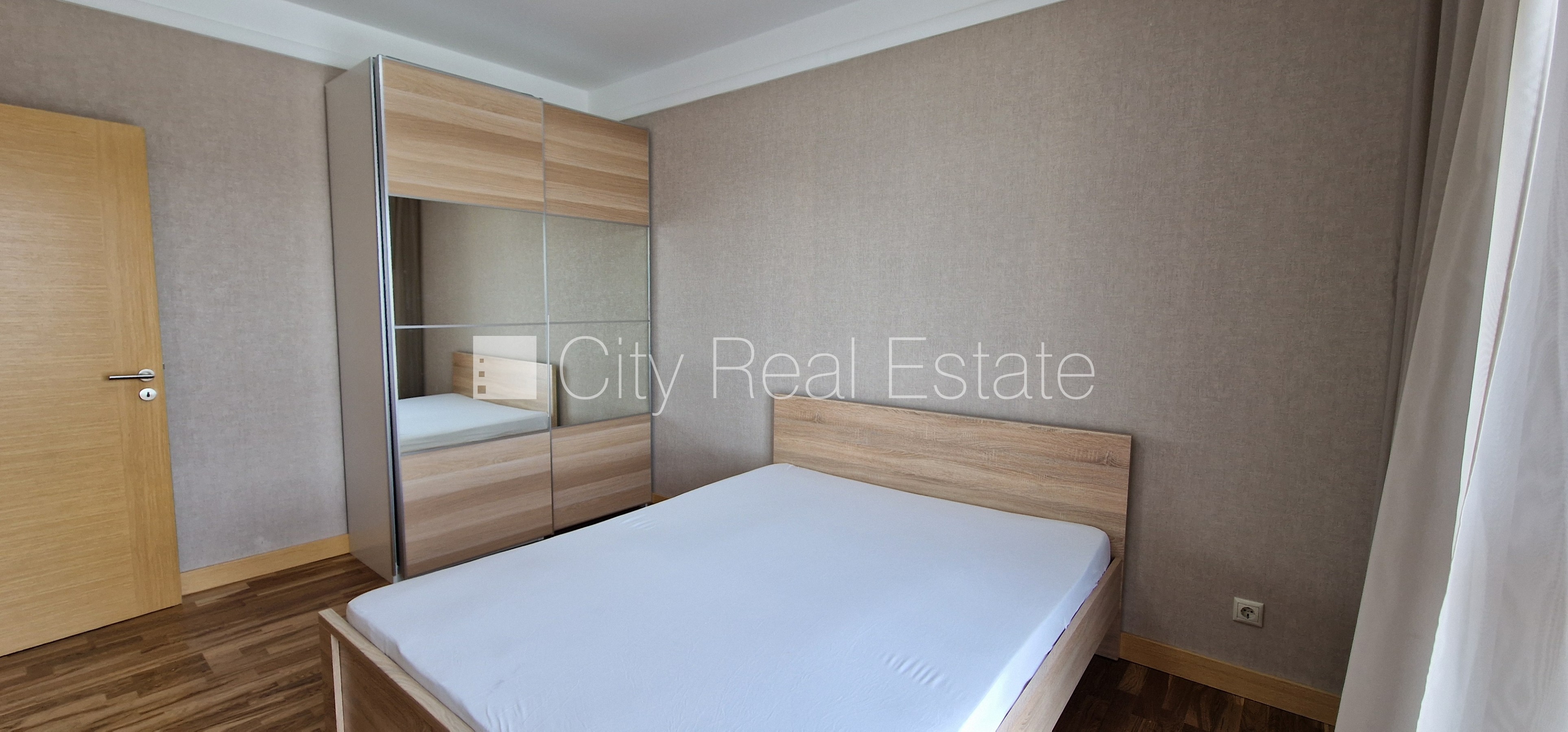 Sludinājumi. Projekts - Panorama Plaza, jaunceltne, labiekārtota apzaļumota teritorija, iespēja nomāt Cena: 850 EUR/mēn Foto #10