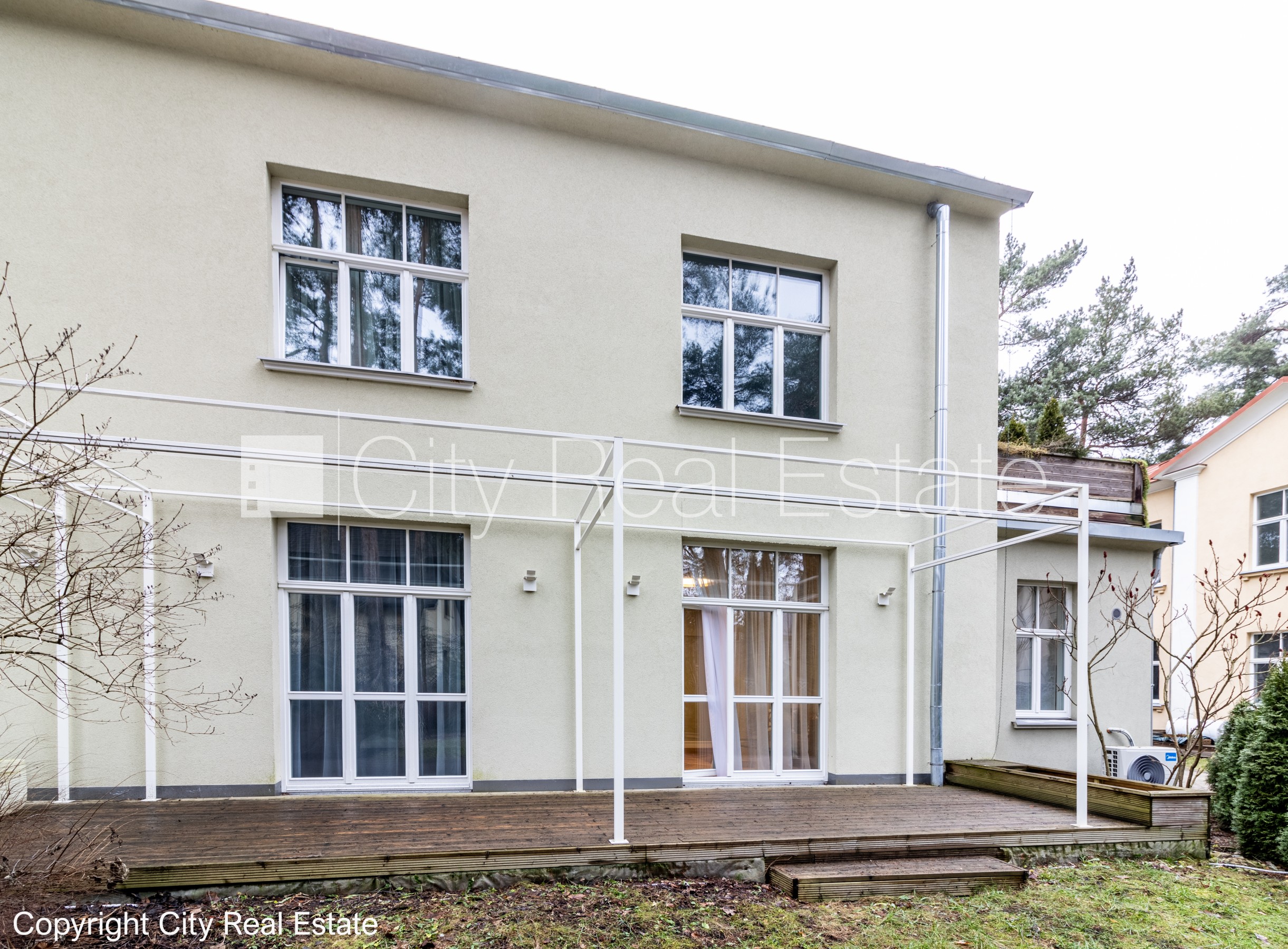 Sludinājumi. Privātmāja, dzīvokļu skaits ēkā  4 gab., labiekārtots apzaļumots pagalms, bruģēts piebraucamais Cena: 1700 EUR/mēn Foto #21