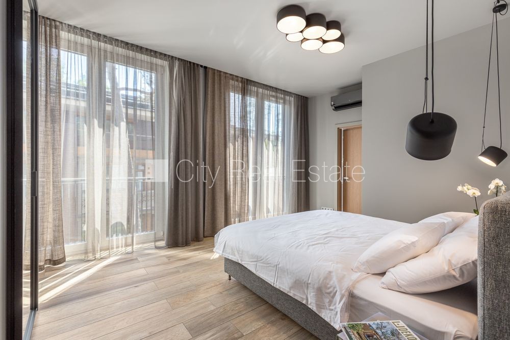 Sludinājumi. Šo dzīvokli izīrē pa diennaktīm (īstermiņa īre), īres cena sludinājumā norādīta par vienu diennakts Cena: 440 EUR/mēn Foto #9