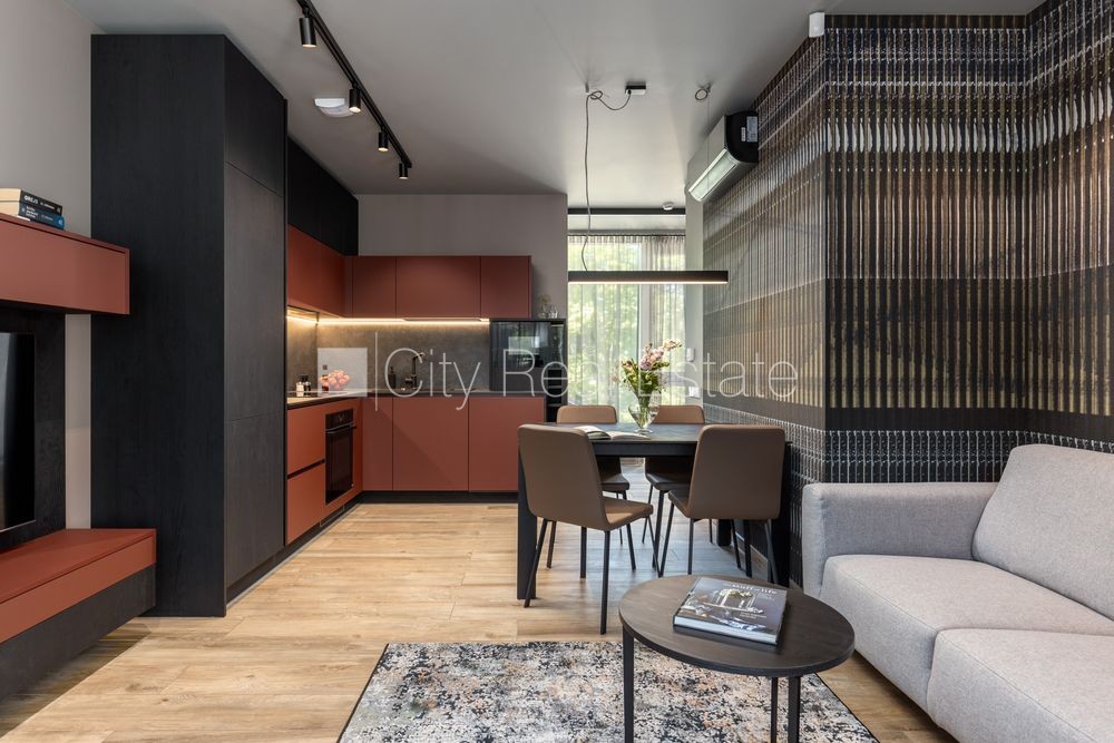 Sludinājumi. Šo dzīvokli izīrē pa diennaktīm (īstermiņa īre), īres cena sludinājumā norādīta par vienu diennakts Cena: 440 EUR/mēn Foto #2