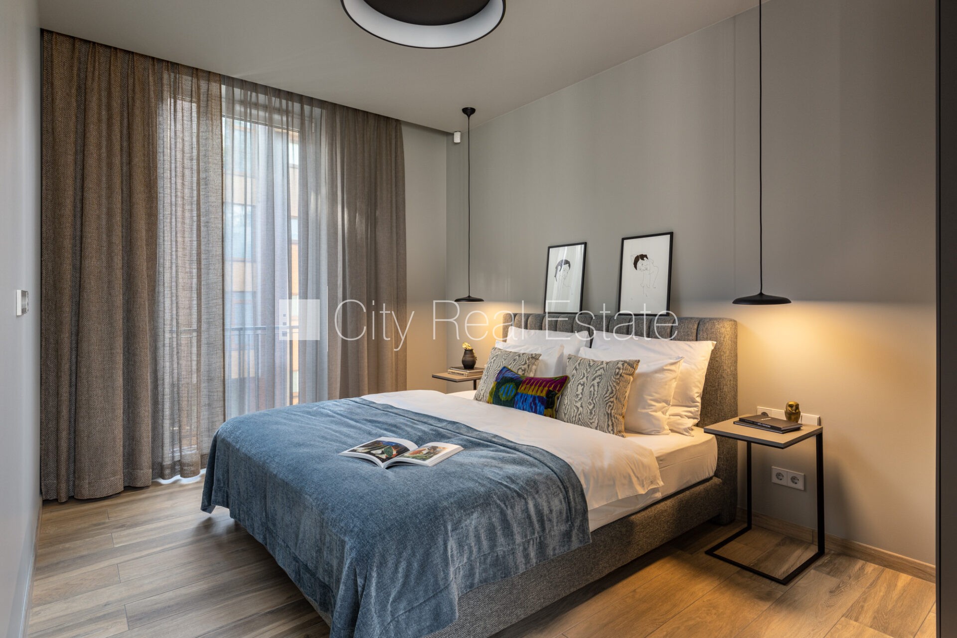 Sludinājumi. Jaunceltne, fasādes māja, zaļā teritorija, pazemes autostāvvieta, ieeja no ielas, apzaļumota Cena: 3800 EUR/mēn Foto #7