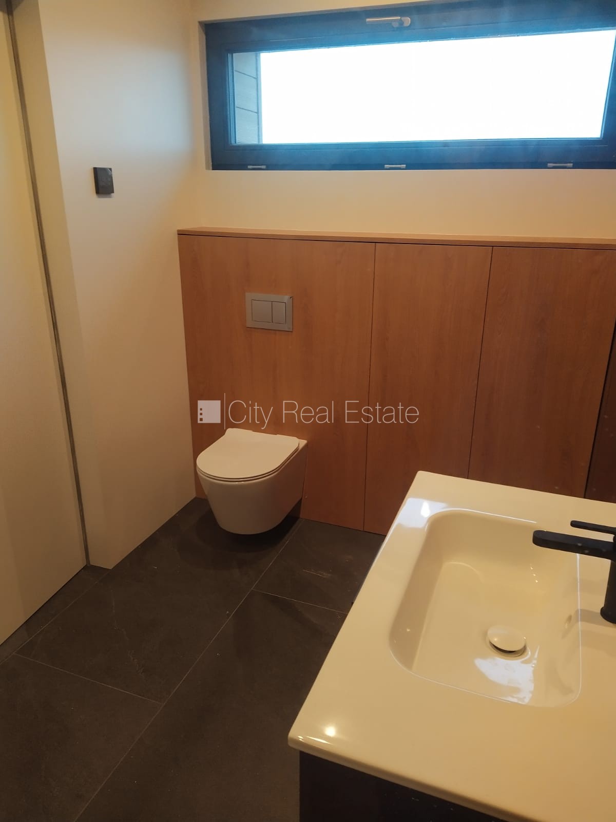 Sludinājumi. Privātmāja, energo efektīva māja, labiekārtota apzaļumota teritorija, bruģēts piebraucamais ceļš, Cena: 375000 EUR Foto #10