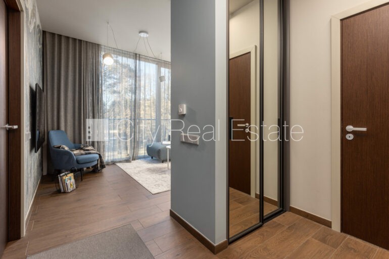 Sludinājumi. Jaunceltne, fasādes māja, labiekārtots apzaļumots pagalms, pazemes autostāvvieta, ieeja no ielas, Cena: 5600 EUR/mēn Foto #9