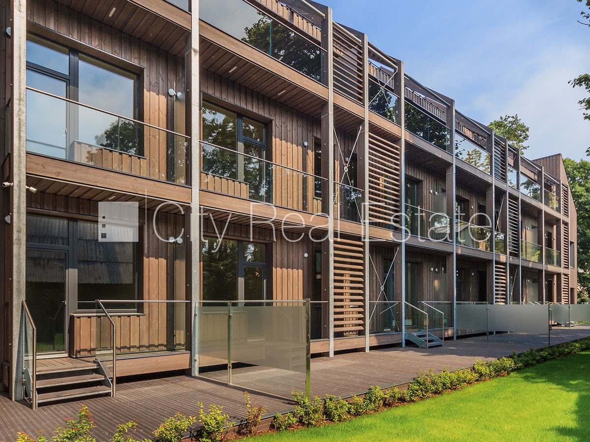 Sludinājumi. Jaunceltne, labiekārtots apzaļumots pagalms, vieta automašīnai, pazemes autostāvvieta, apzaļumota Cena: 2500 EUR/mēn Foto #14