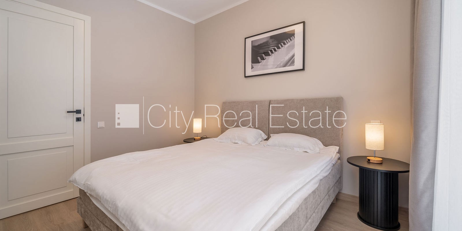 Sludinājumi. Jaunceltne, fasādes māja, zaļā teritorija, labiekārtota apzaļumota teritorija, slēgta teritorija, Cena: 1550 EUR/mēn Foto #11