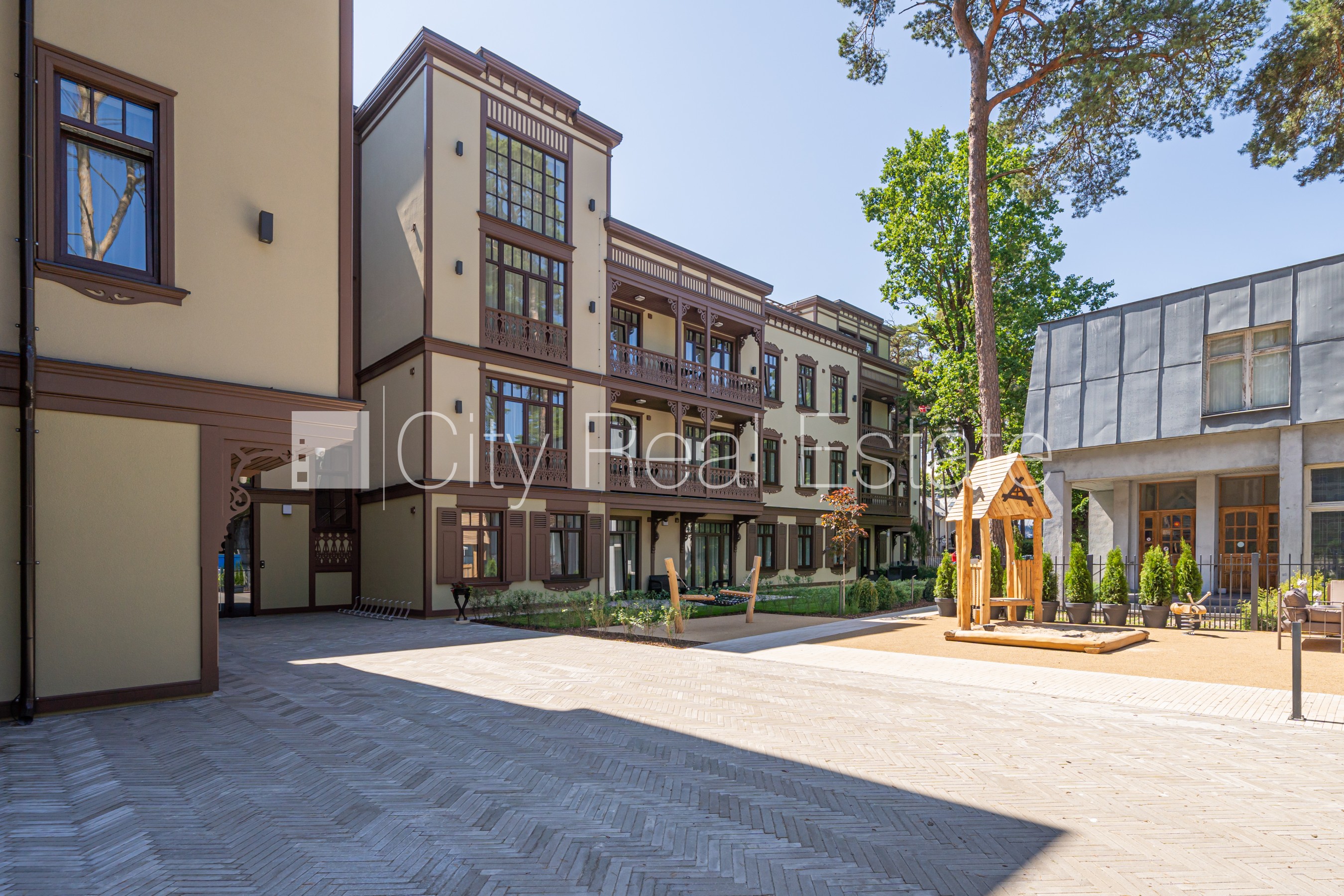 Sludinājumi. Jaunceltne, fasādes māja, zaļā teritorija, labiekārtota apzaļumota teritorija, slēgta teritorija, Cena: 2400 EUR/mēn Foto #12