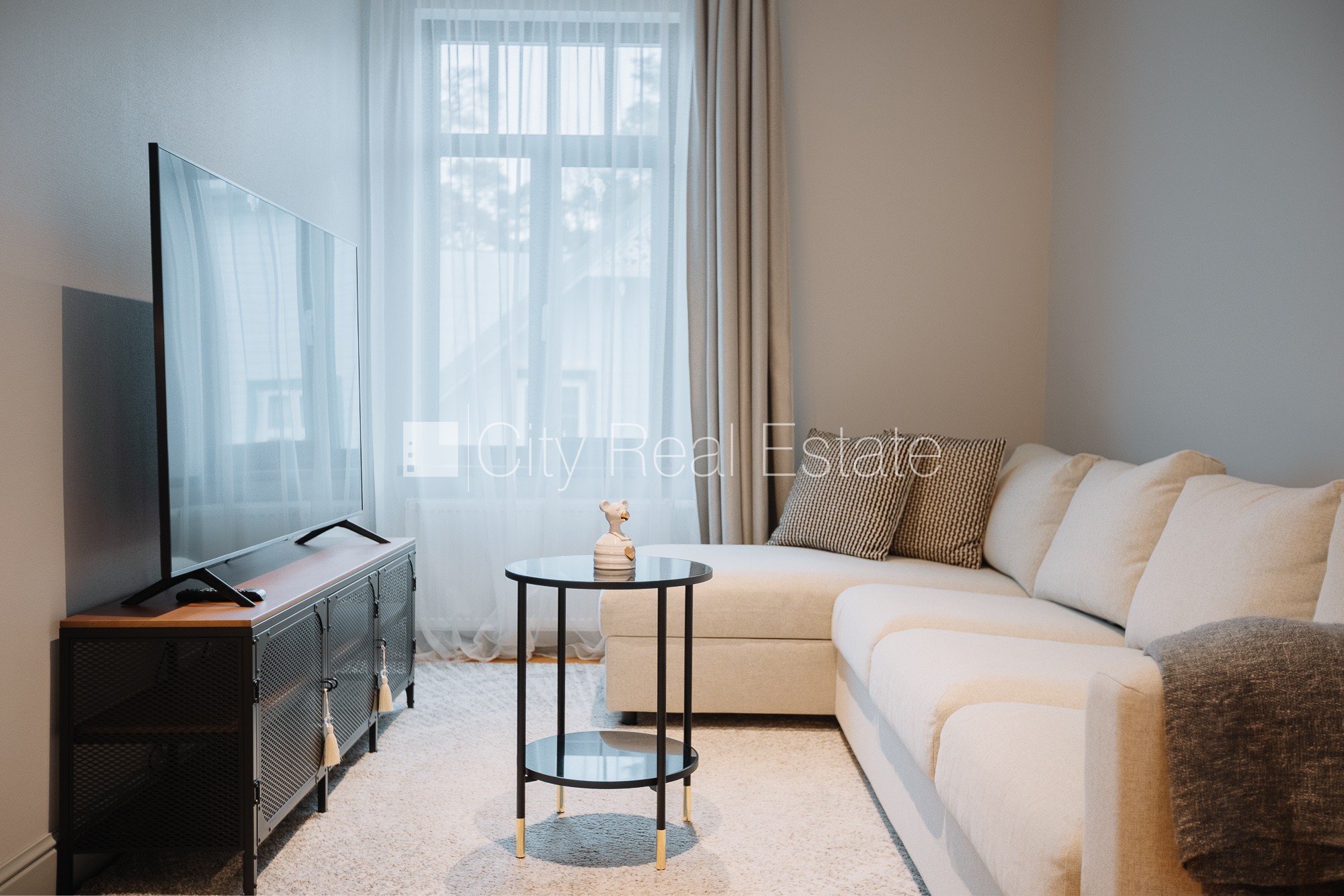 Sludinājumi. Fasādes māja, dzīvokļu skaits ēkā  5 gab., apsaimniekošanas maksa mēnesī 110 EUR, zaļā teritorija, Cena: 2000 EUR/mēn Foto #10