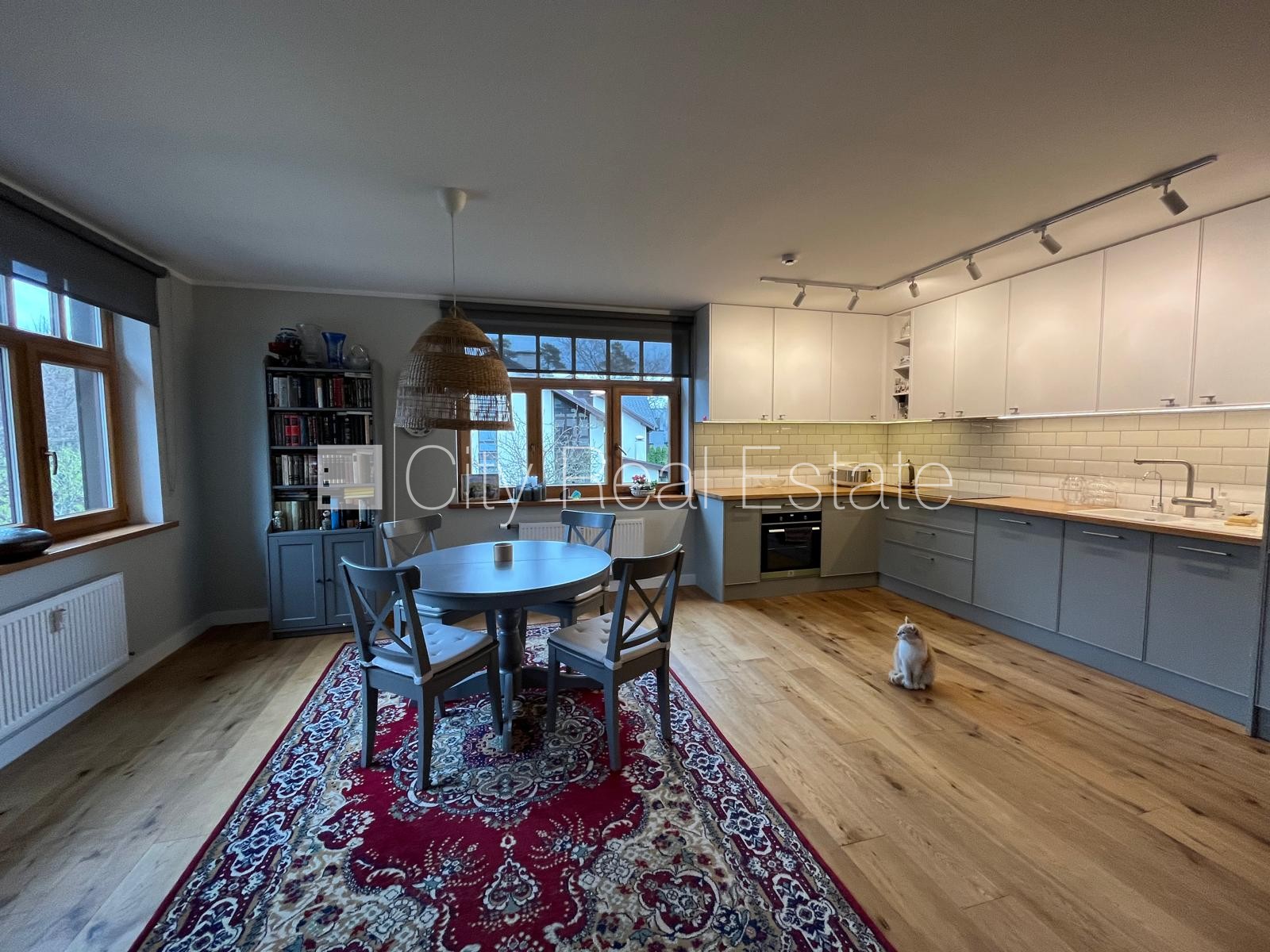 Sludinājumi. Jaunceltne, zaļā teritorija, labiekārtota apzaļumota teritorija, labiekārtots apzaļumots pagalms, Cena: 1950 EUR/mēn Foto #5