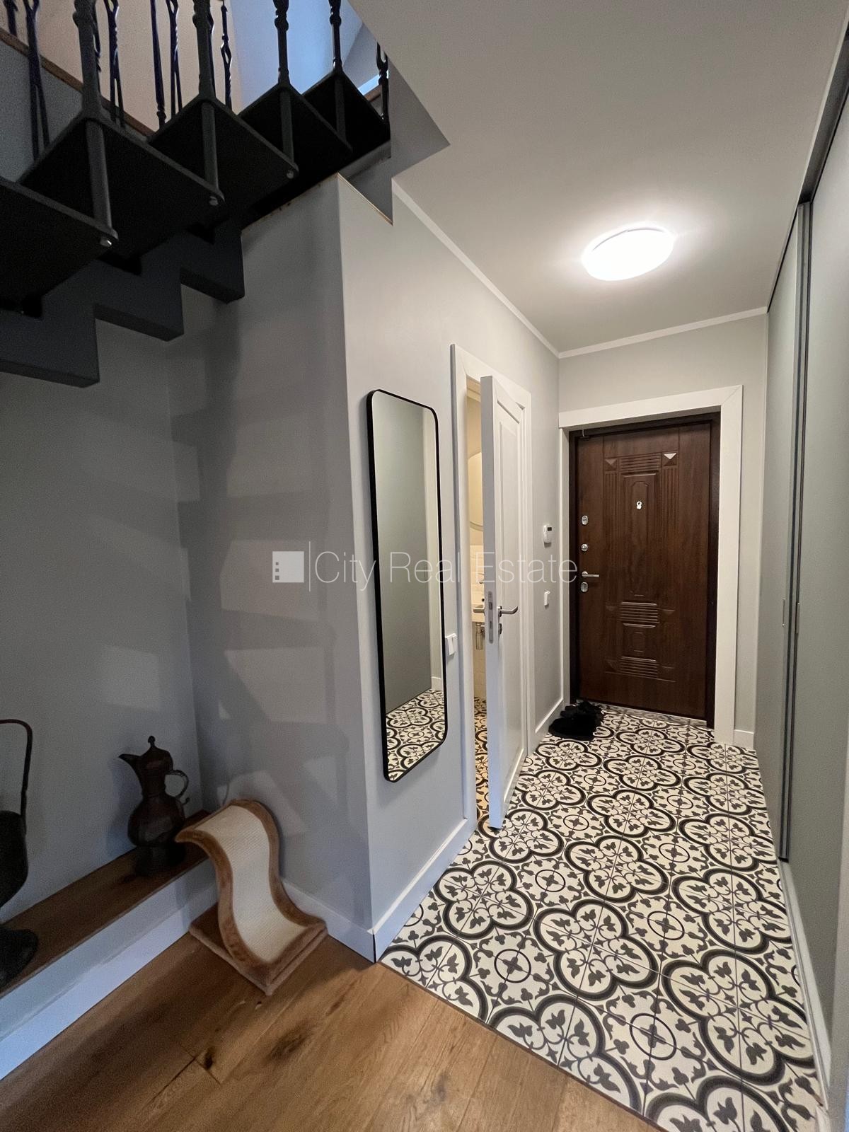 Sludinājumi. Jaunceltne, zaļā teritorija, labiekārtota apzaļumota teritorija, labiekārtots apzaļumots pagalms, Cena: 1950 EUR/mēn Foto #9