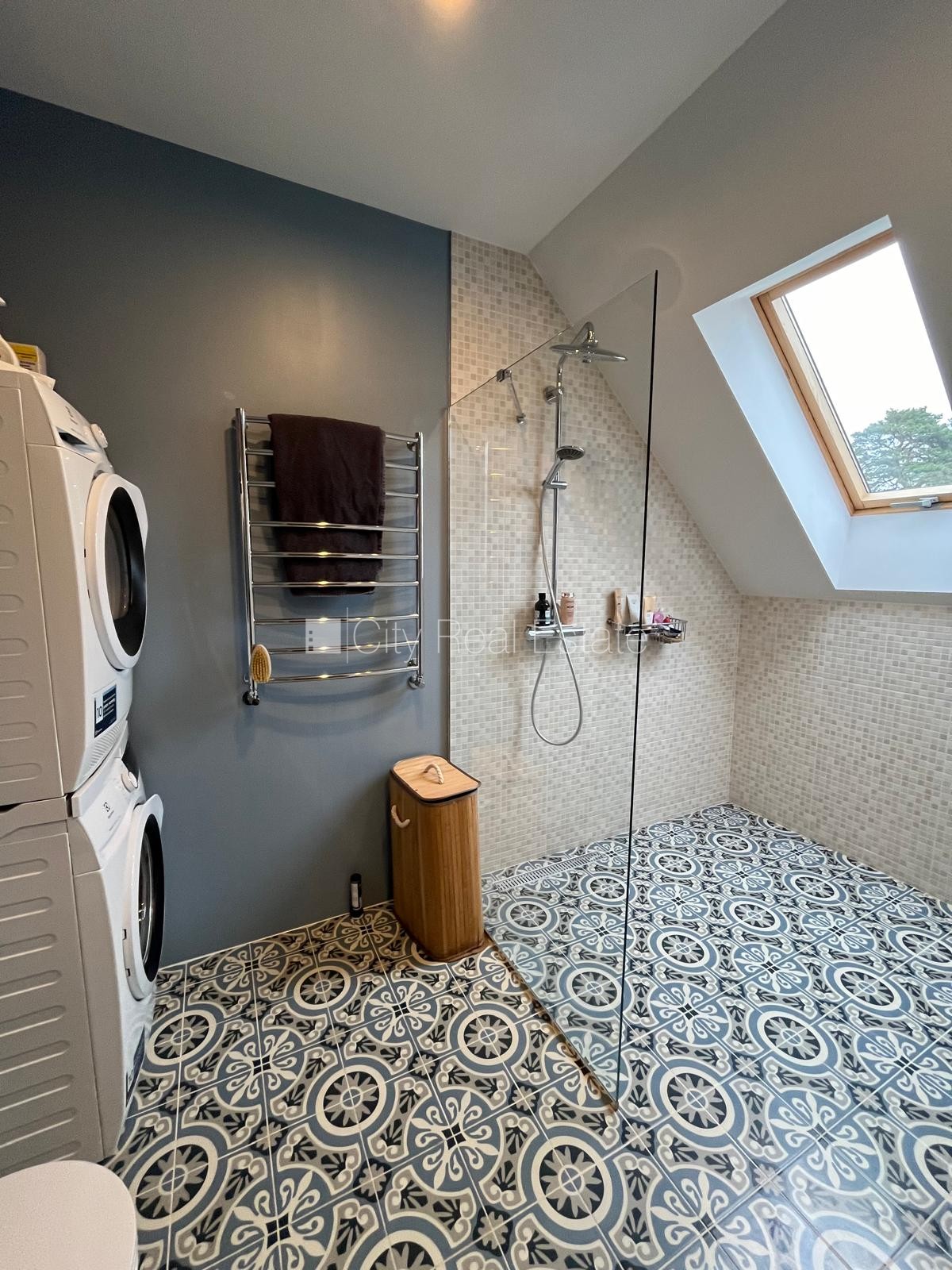 Sludinājumi. Jaunceltne, zaļā teritorija, labiekārtota apzaļumota teritorija, labiekārtots apzaļumots pagalms, Cena: 1950 EUR/mēn Foto #10