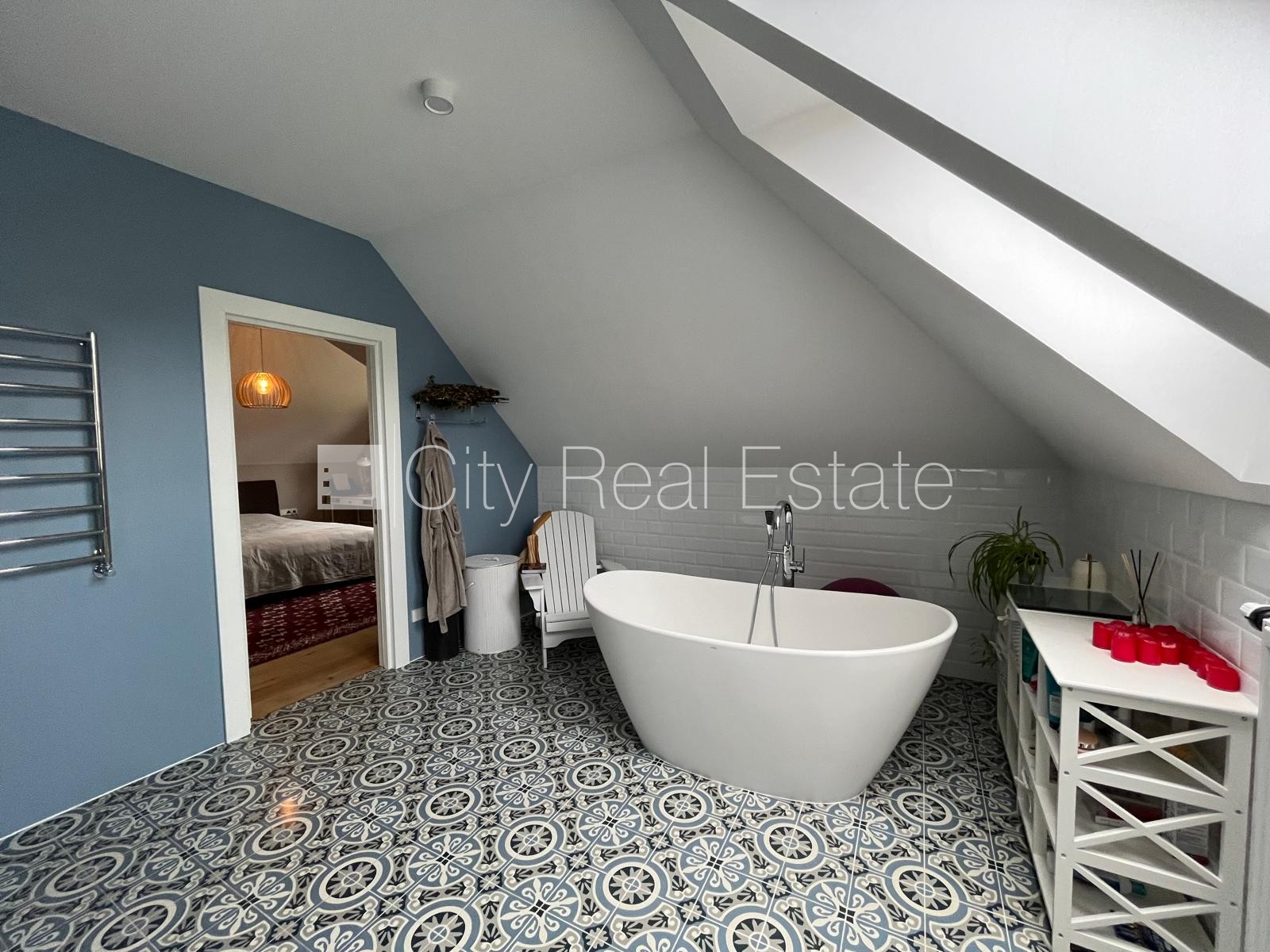 Sludinājumi. Jaunceltne, zaļā teritorija, labiekārtota apzaļumota teritorija, labiekārtots apzaļumots pagalms, Cena: 1950 EUR/mēn Foto #22