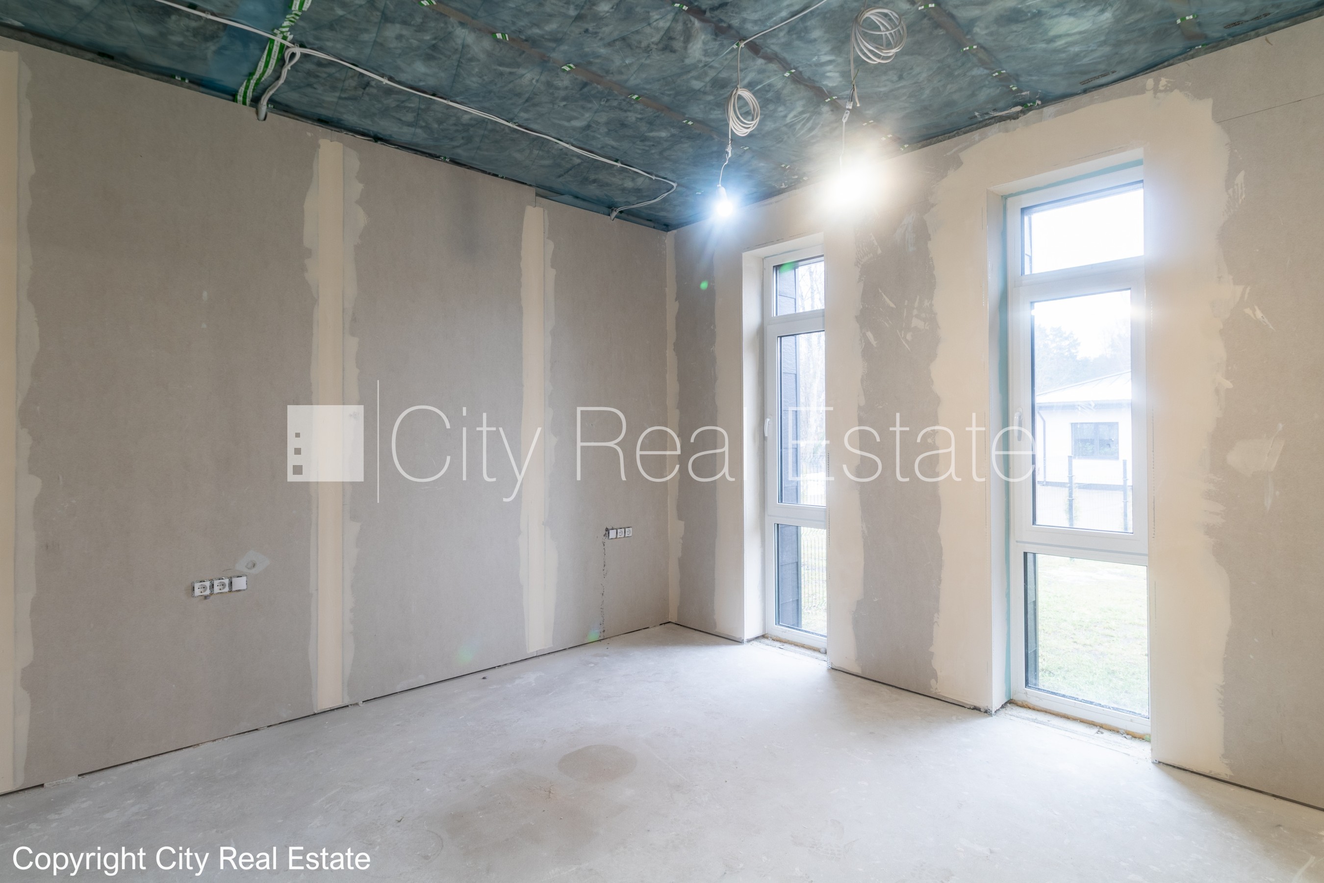 Sludinājumi. Rindu māja, energo efektīva māja, labiekārtots apzaļumots pagalms, bruģēts piebraucamais ceļš, Cena: 230000 EUR Foto #12