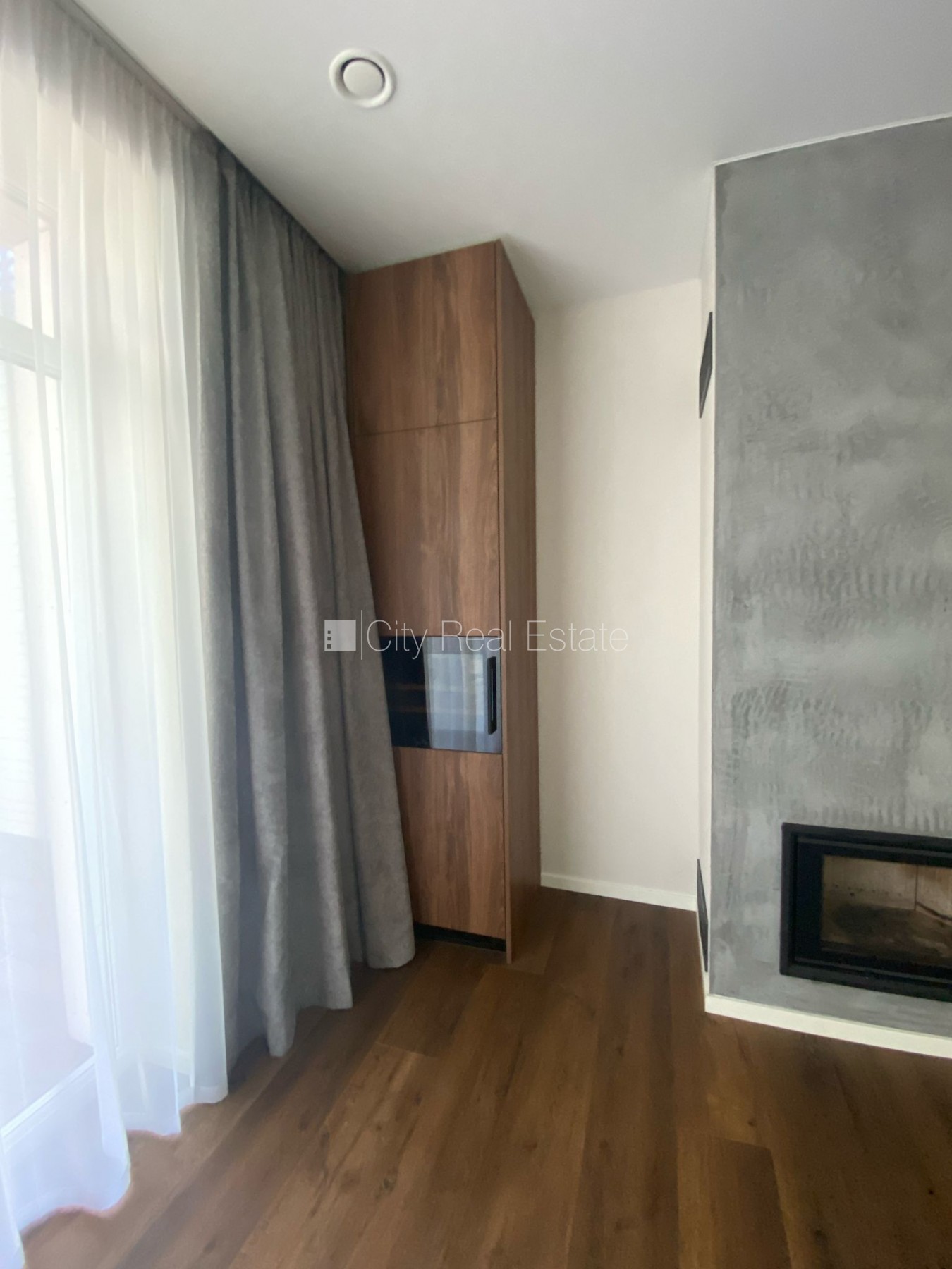 Sludinājumi. Rindu māja, energo efektīva māja, labiekārtots apzaļumots pagalms, bruģēts piebraucamais ceļš, Cena: 230000 EUR Foto #7