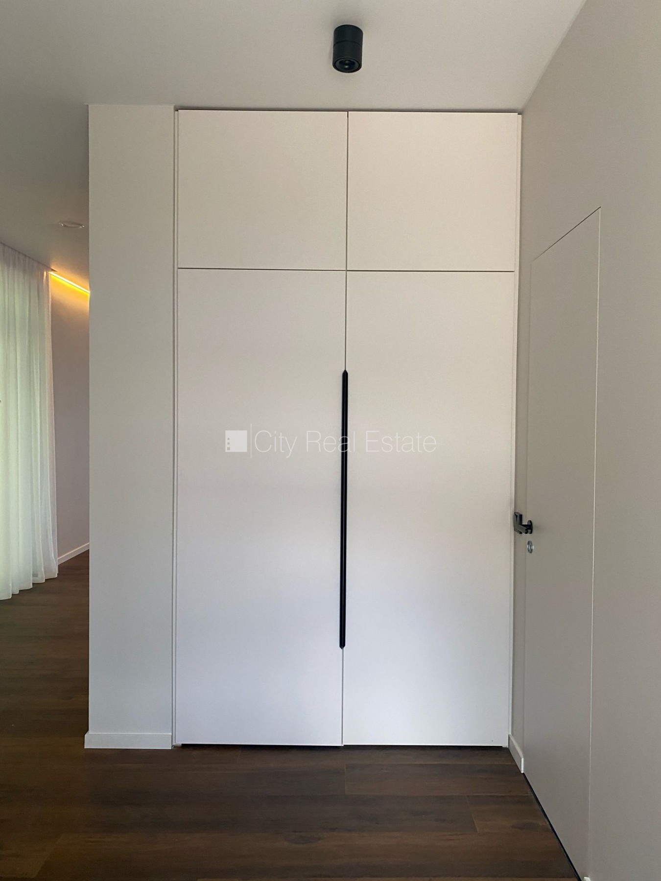 Sludinājumi. Rindu māja, energo efektīva māja, labiekārtots apzaļumots pagalms, bruģēts piebraucamais ceļš, Cena: 230000 EUR Foto #19